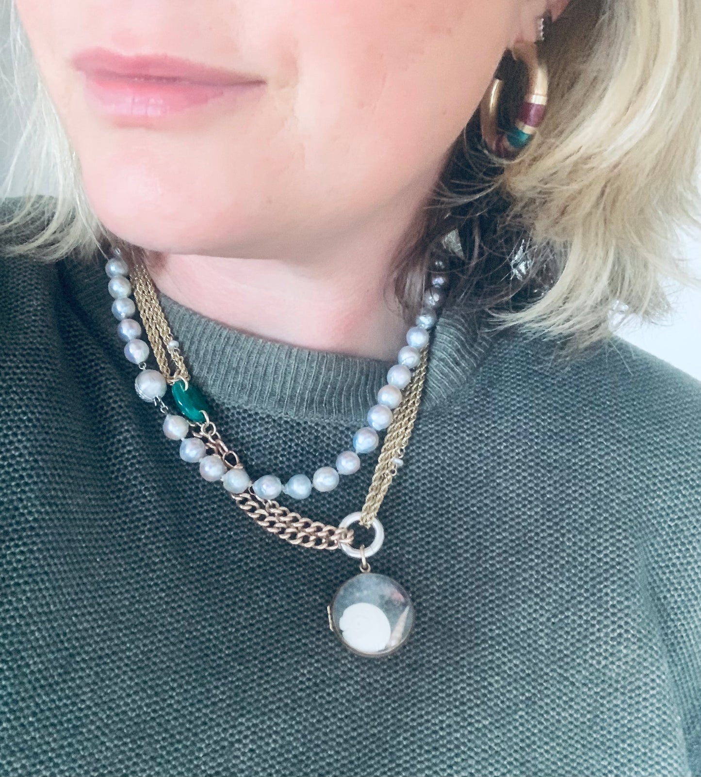 .1870s .1880s antique and very rare rock crystal Victorian solid rich gold pool of light style sought after antique orb circle memory locket.