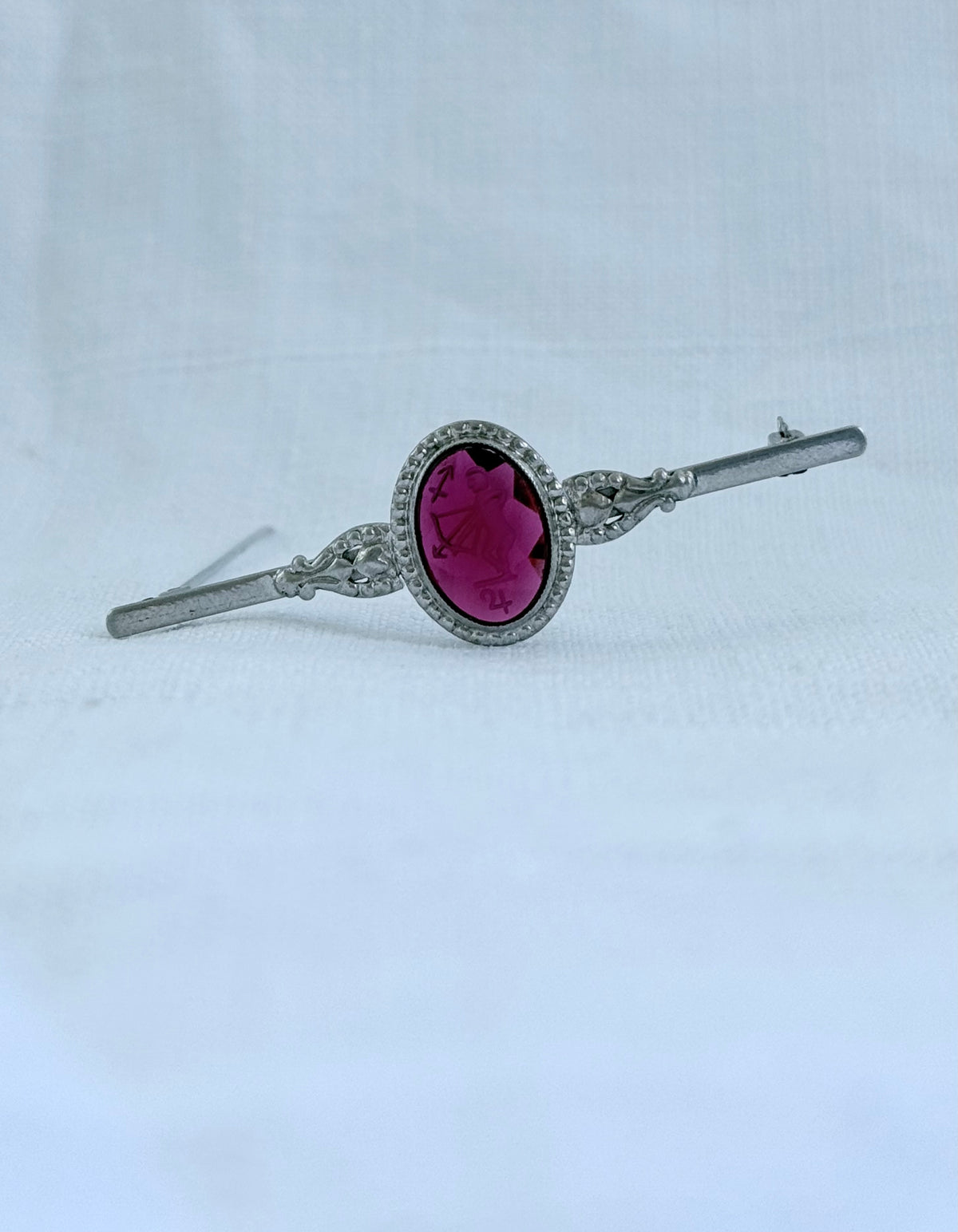 .1920s .925 Art Deco revival 1940s Zodiac Sagittarius reverse crystal glass intaglio sterling silver bar brooch
