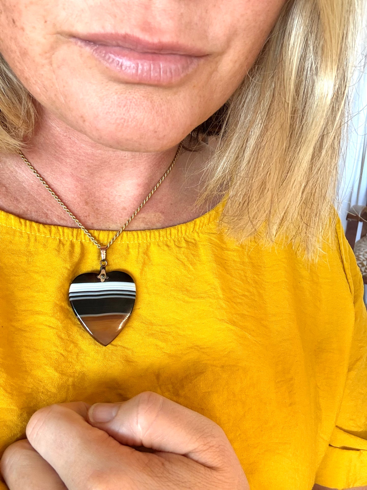 .18ct .1900s .750 buttery gold high carat gold wheat weave rope chain necklace