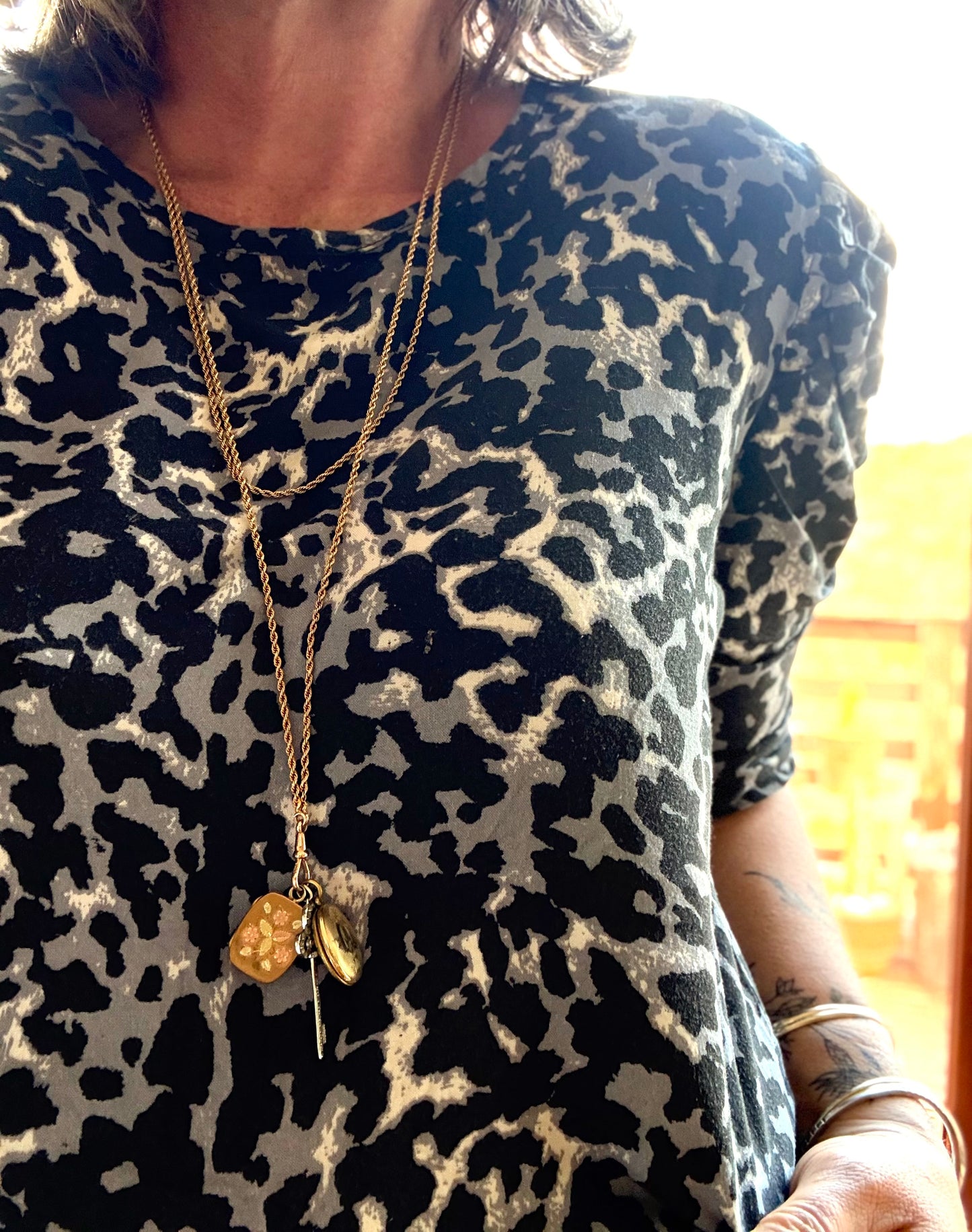 .1890s .1900s .9ct .138.50cm antique Edwardian gold long magnificent rope weave long guard muff chain necklace