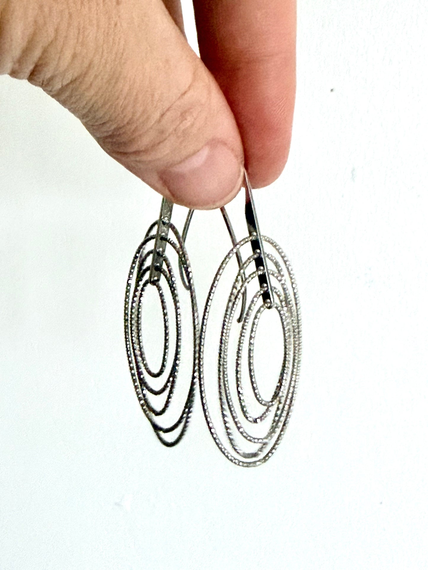 .2000s .925 silver Oval dangle Rhodium plated CiCi designer Cascade multi Oval drop dangle sway designer old stock new earrings