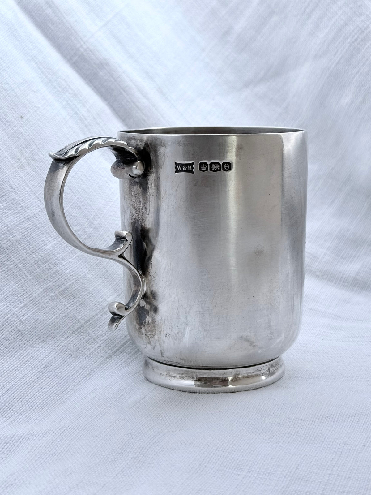 .1922 .925 antique Edwardian solid sterling silver Christening cup Walker & Hall hallmarked silver cup vessel beaker