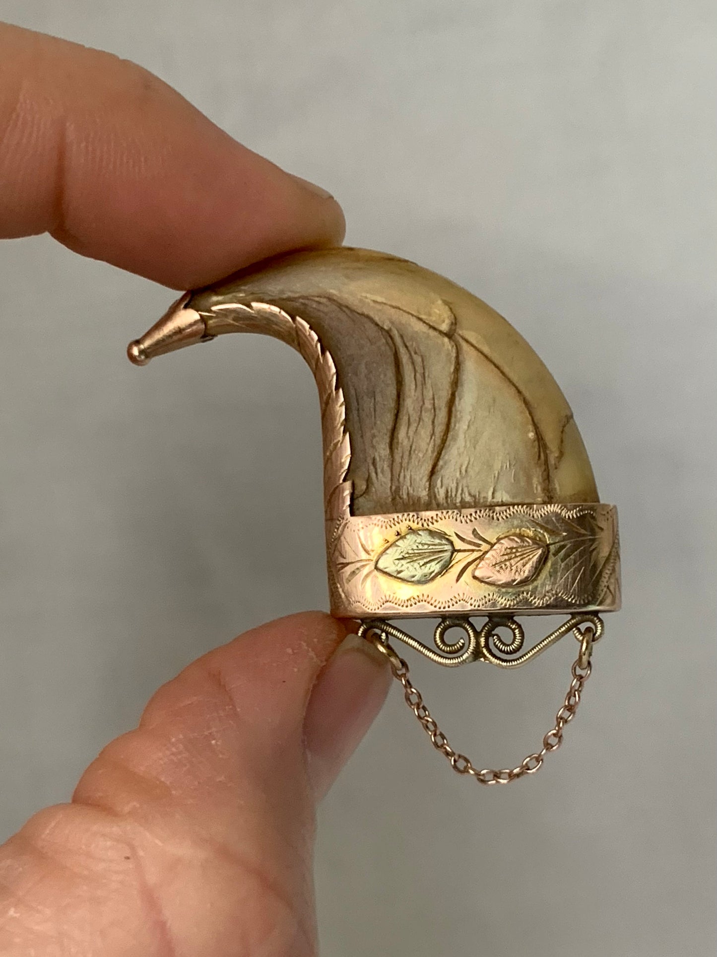 1800s 9ct gold green red and yellow gold detailed exceptionally beautiful Victorian era Antique fine gold tiger lion claw pendant