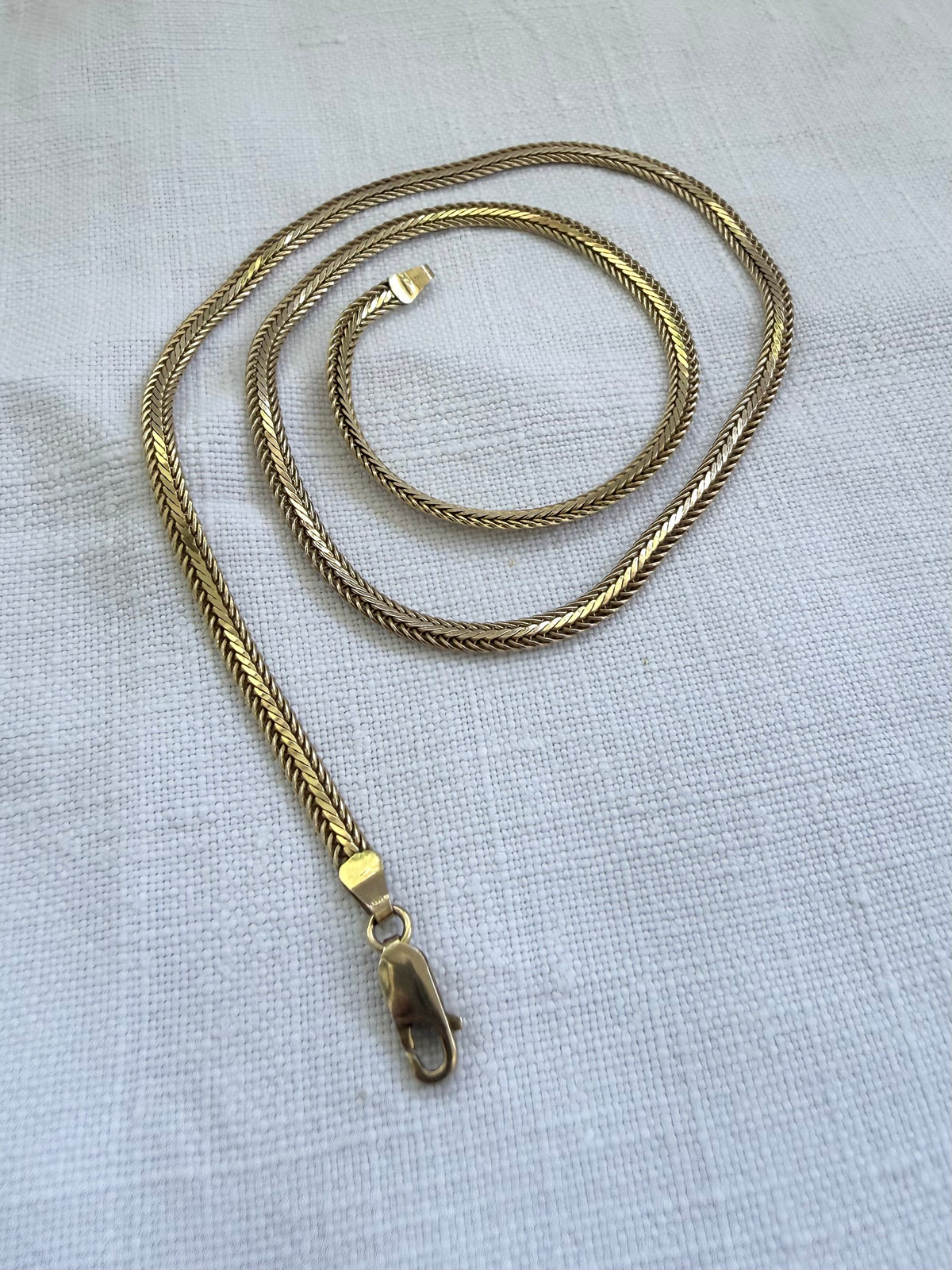 .1980s .1990s .375 .9ct gold classic solid flat snake chain tight link modernist yellow gold classic snake chain necklace