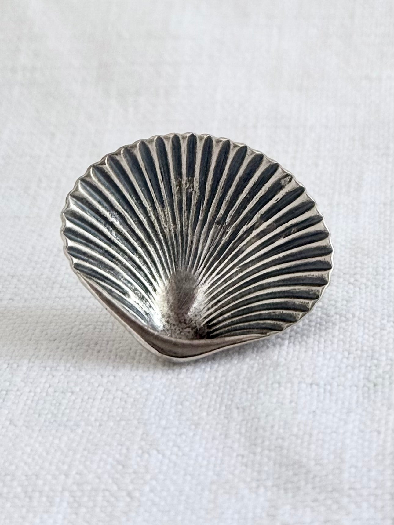 .1920s .1930s .925 vintage Clamp Shell figural brooch