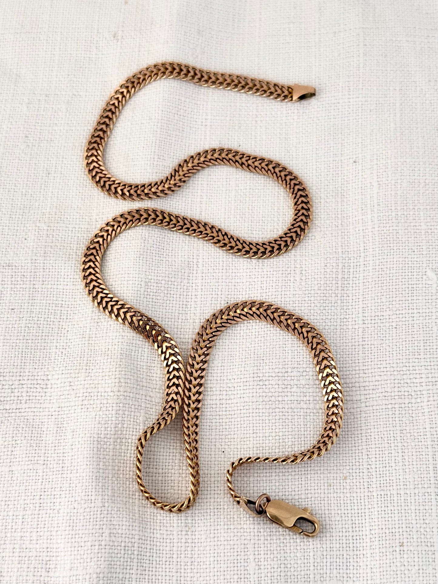 .1970s .375 .42cm long .9ct gold modernist Italian flat Franco link track link luxury classic yellow gold chain necklace