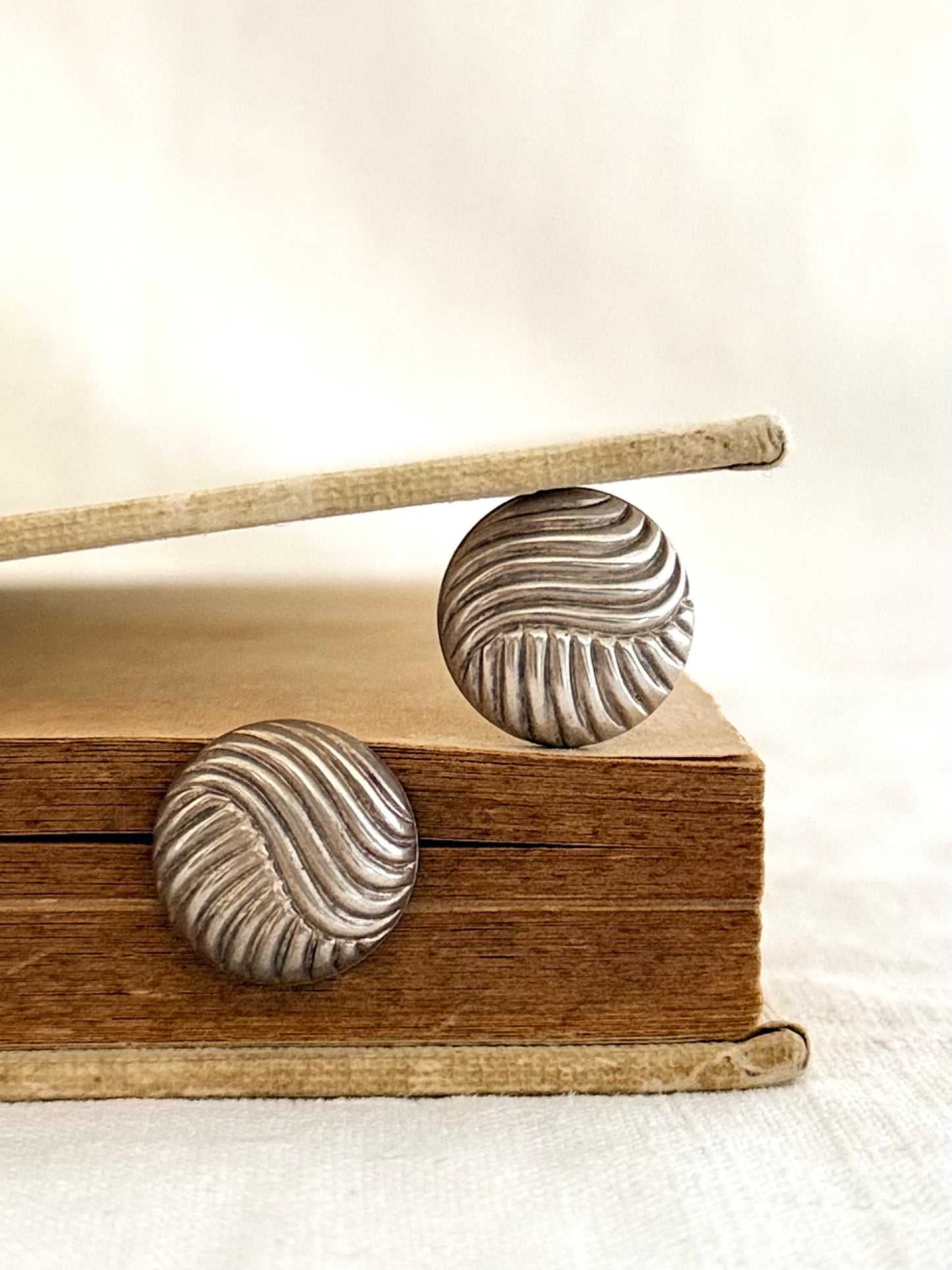 .18mm .1970s .1980s geometric textured .925 silver oversized circle retro sterling silver swirled pattern half round hollow post stud comfort fit statement earrings