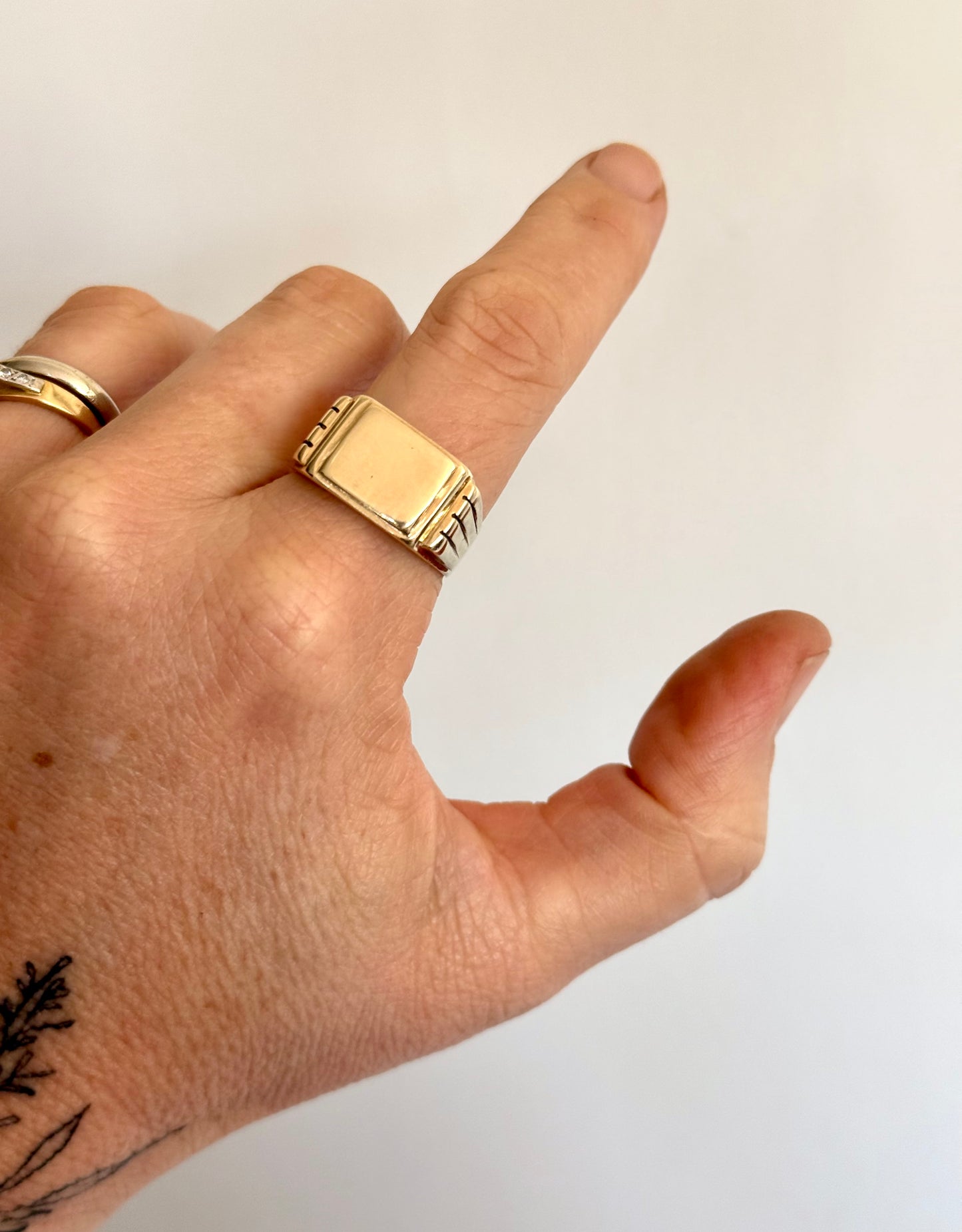 .1950s .1960s .375 .9ct architectural magnificent yellow gold mid century modern solid gold signet seal gold heirloom ring