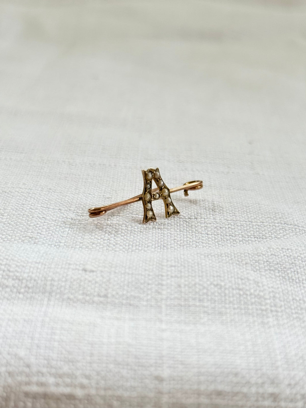1890s .1900s .375 gold A monogram antique .9ct gold .11 pearl A capital letter sweetheart love toekn brooch