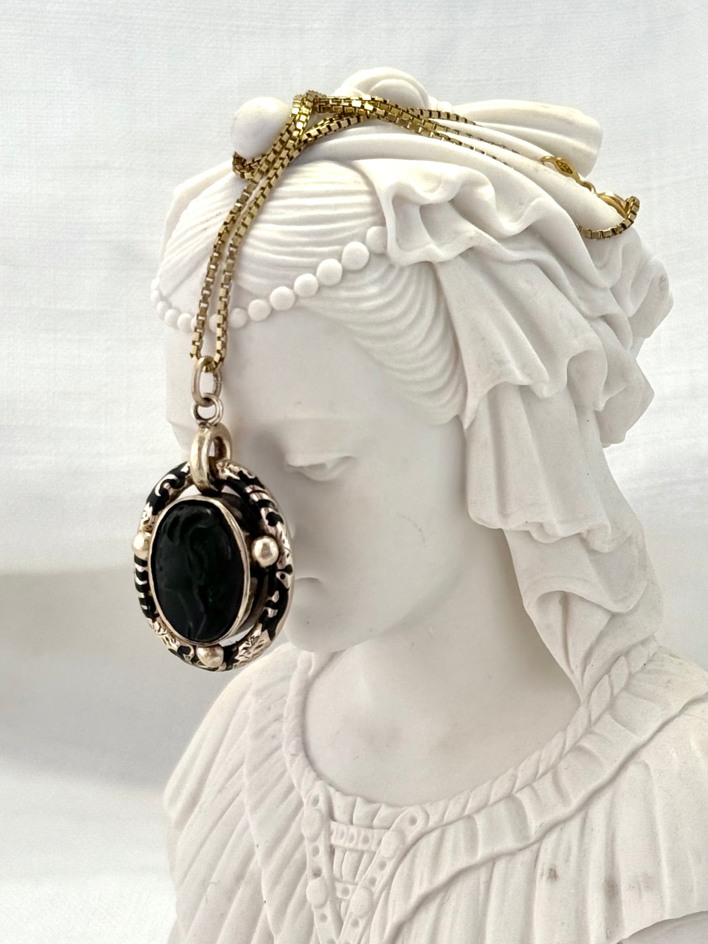 .1800s 1850s .375 .9ct antique Victorian gold and enamel French Jet and Shell carved Cameo pendant
