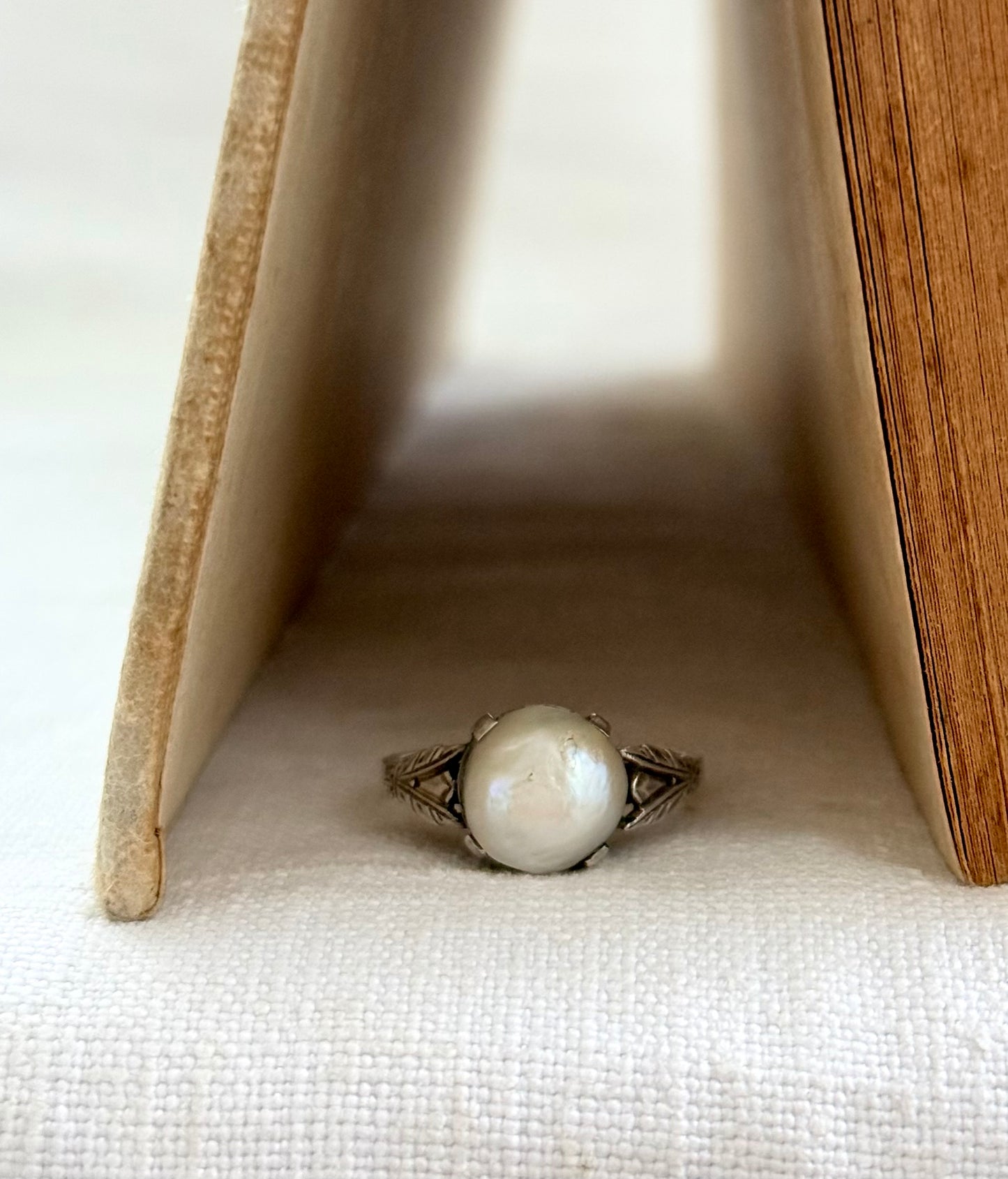 .1920s .1930s .925 Antique Art Deco cultured pearl Mabe pearl romantic pearl silver dress ring