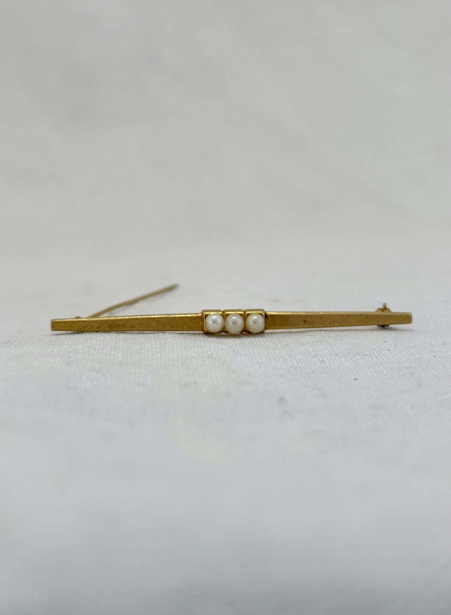 .1920s 3 pearl 375 Art Deco gold bar brooch by K&L Kordes & Lichtenfels German design team