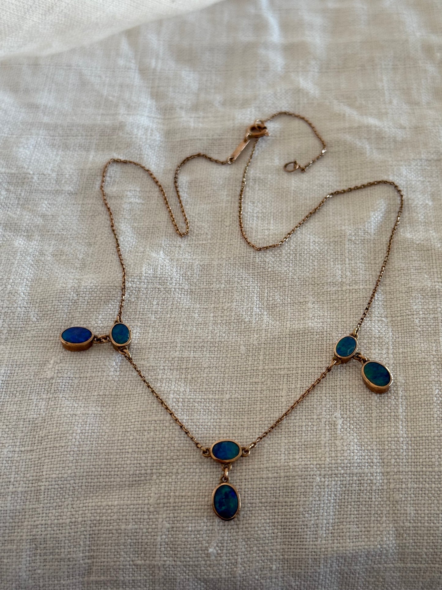 .1917 .375 .9ct Antique Art Nouveau 9ct rose gold Lariat Riviera Natural black Australian boulder Opal elegant drop dangle necklace