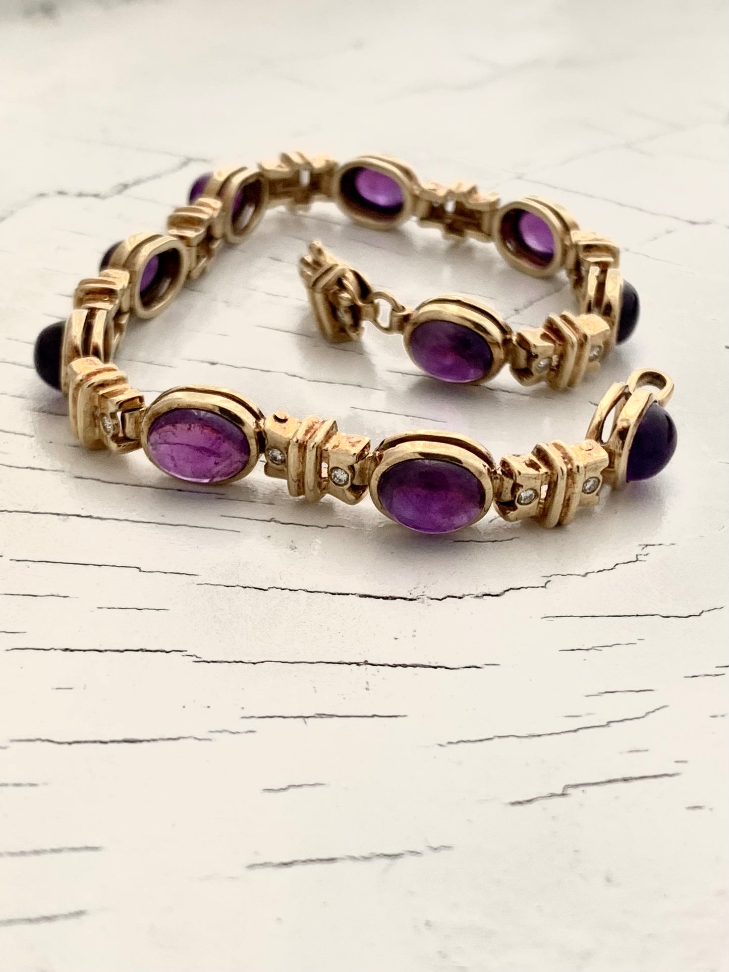 .10 Amethysts 20 Diamonds 9ct studio made gold luxury gemstone accented magnificent estate tennis bracelet.
