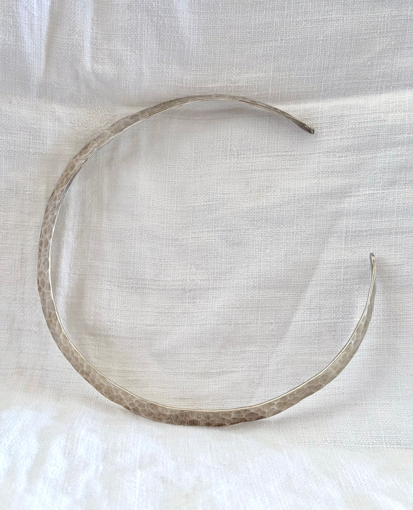 .1970s .990 artisan made hand made fine silver choker neck cuff bevelled solid silver art neckpiece