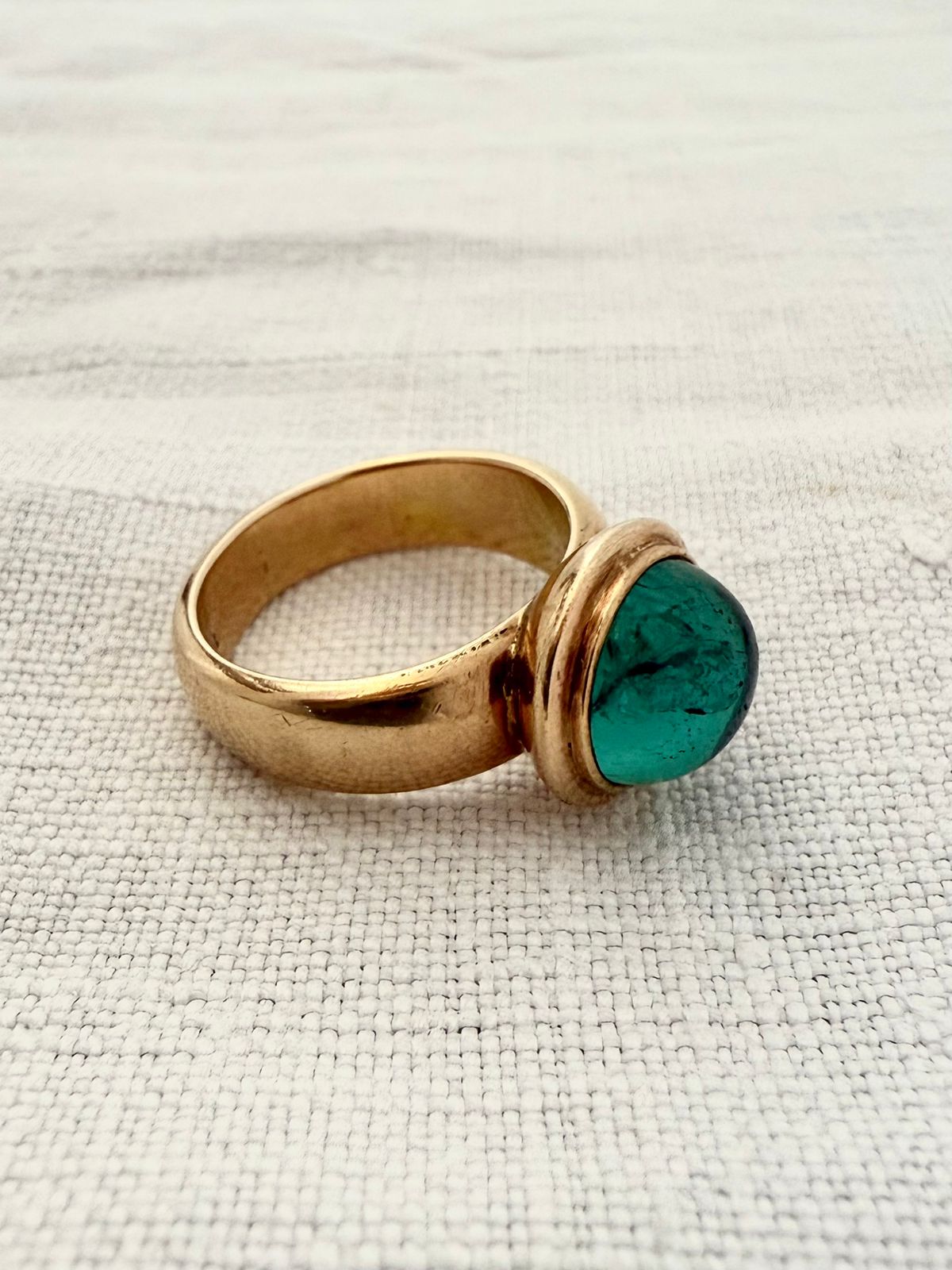 .1990s .375 .4 carat large exceptional green Tourmaline 9ct gold modernist precious green gemstone dress ring