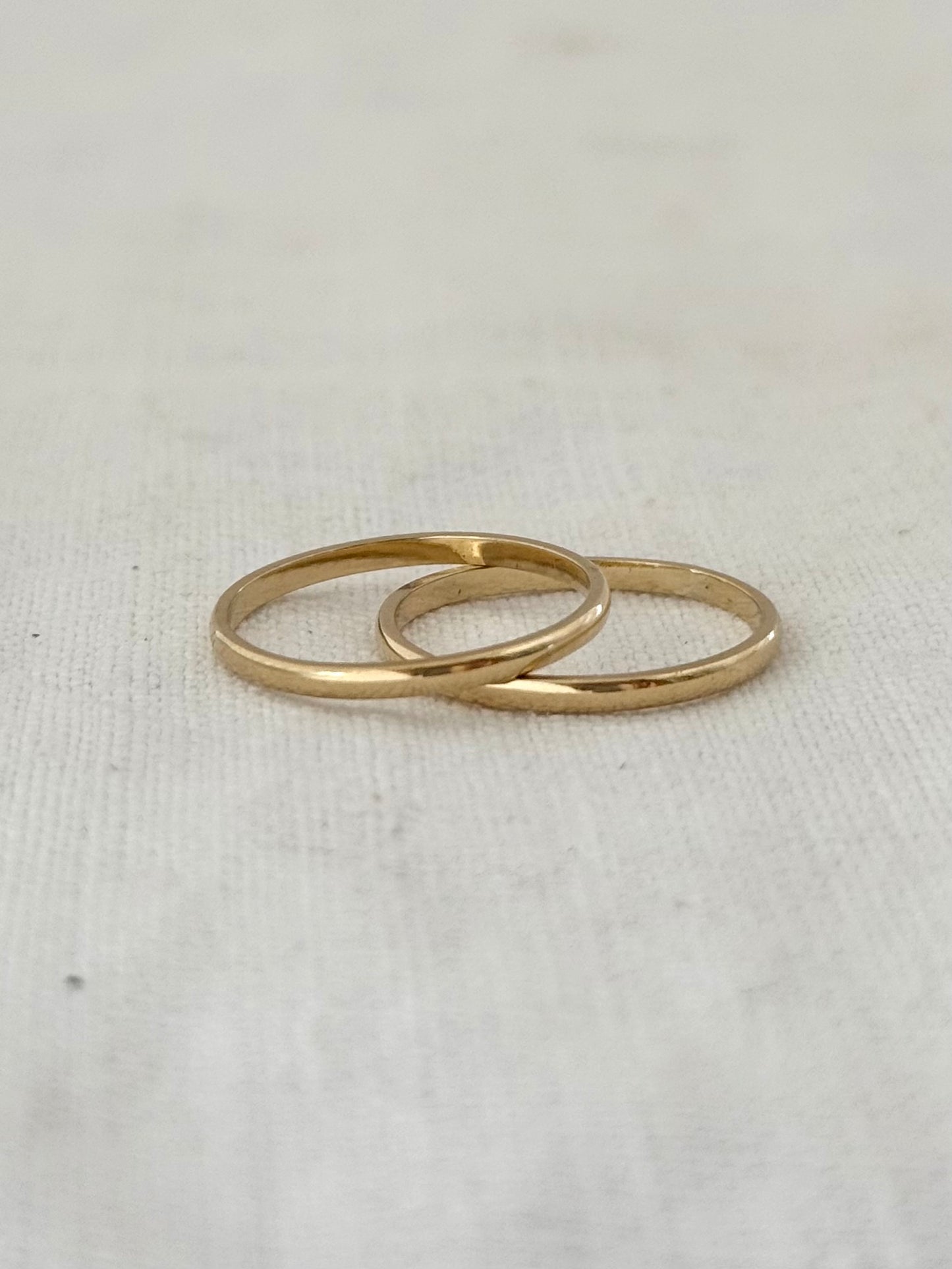 .375 .9ct warm yellow gold classic 1.8mm wide gold stack ring band