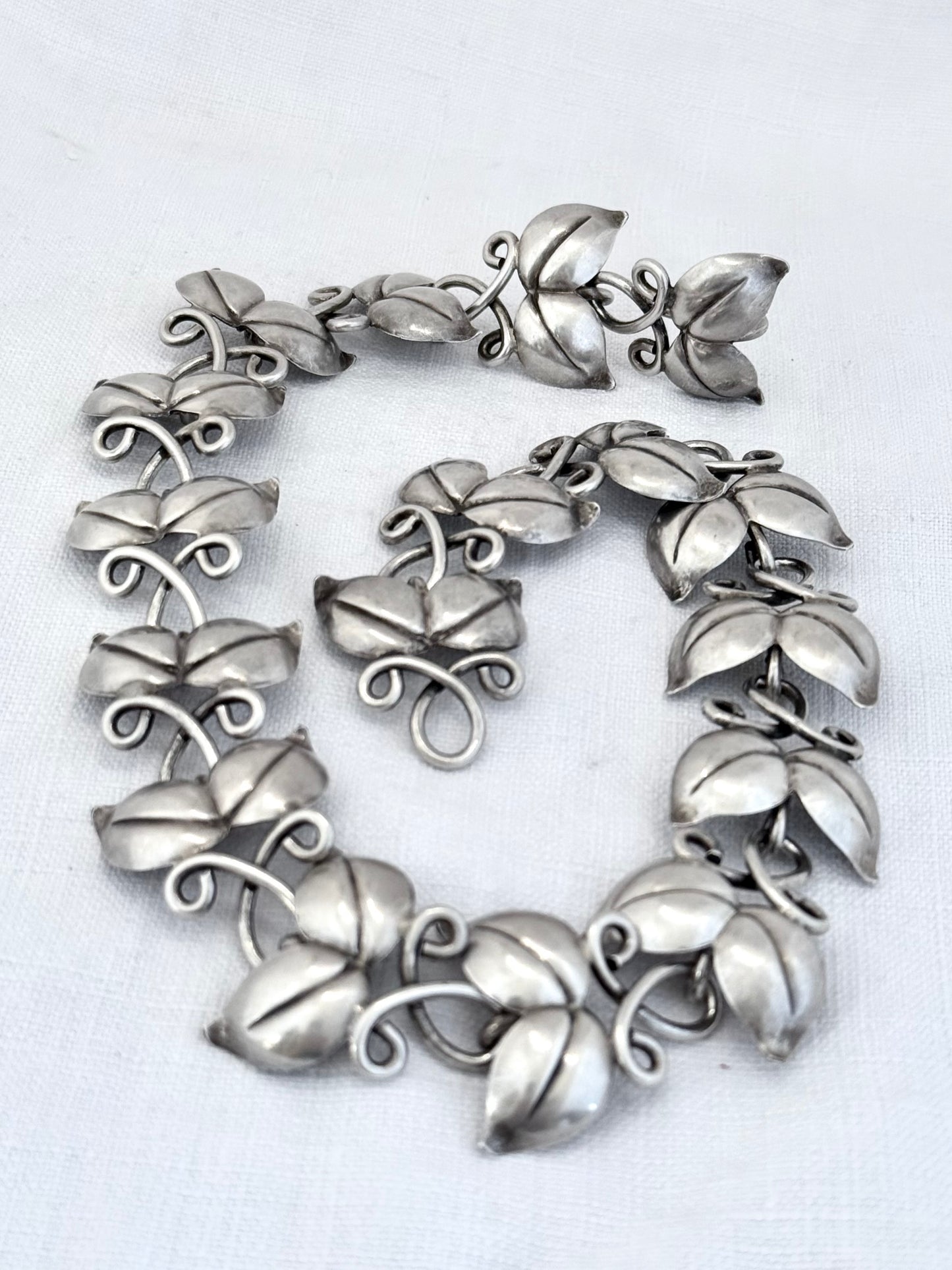 .1946 .925 designer mid century modern double leaf solid sterling silver modernist Scandinavian Swedish Haglund designer heirloom statement necklace