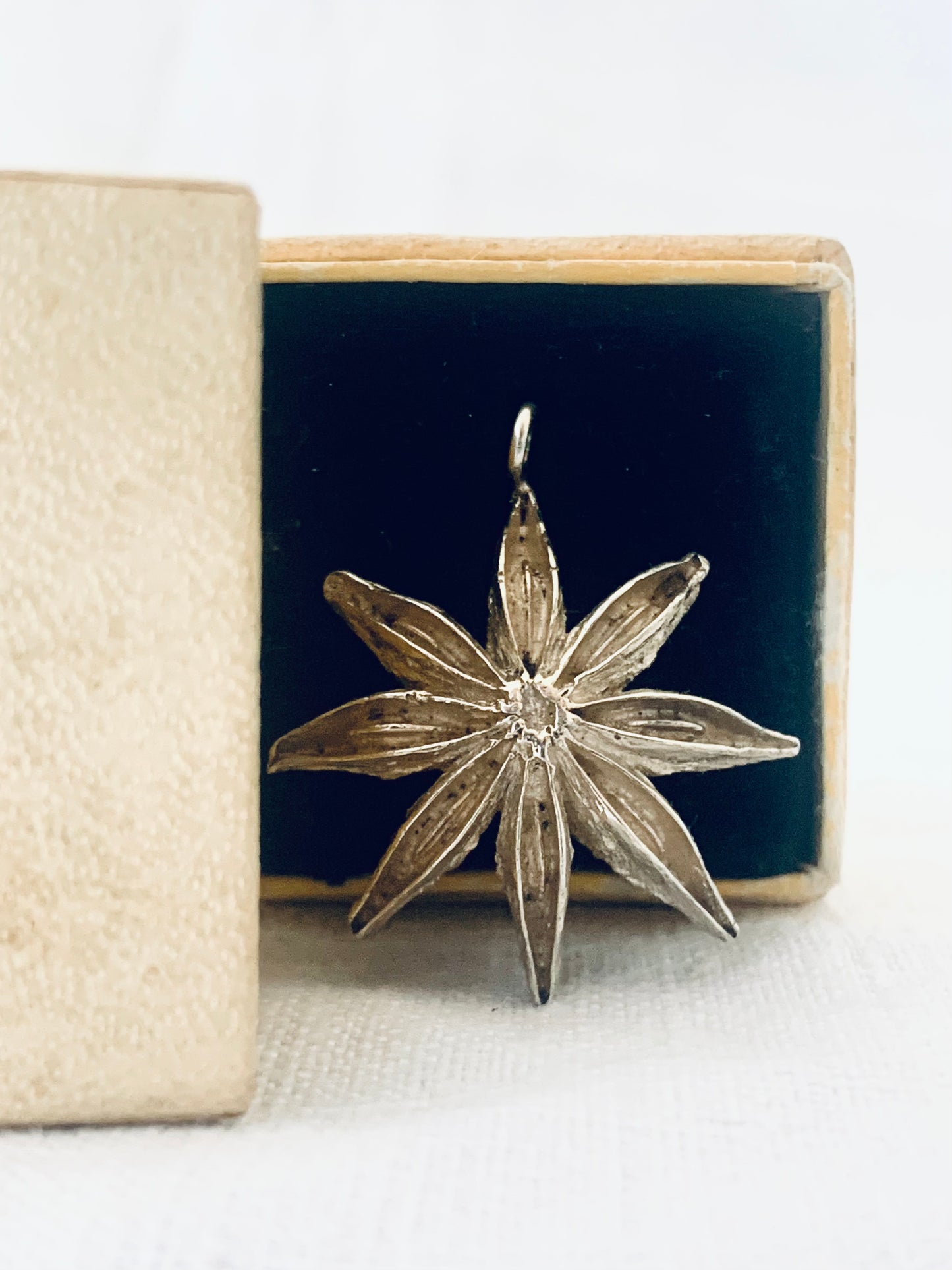 .925 artisan made Star Anise seed pod cast flower shape silver pendant