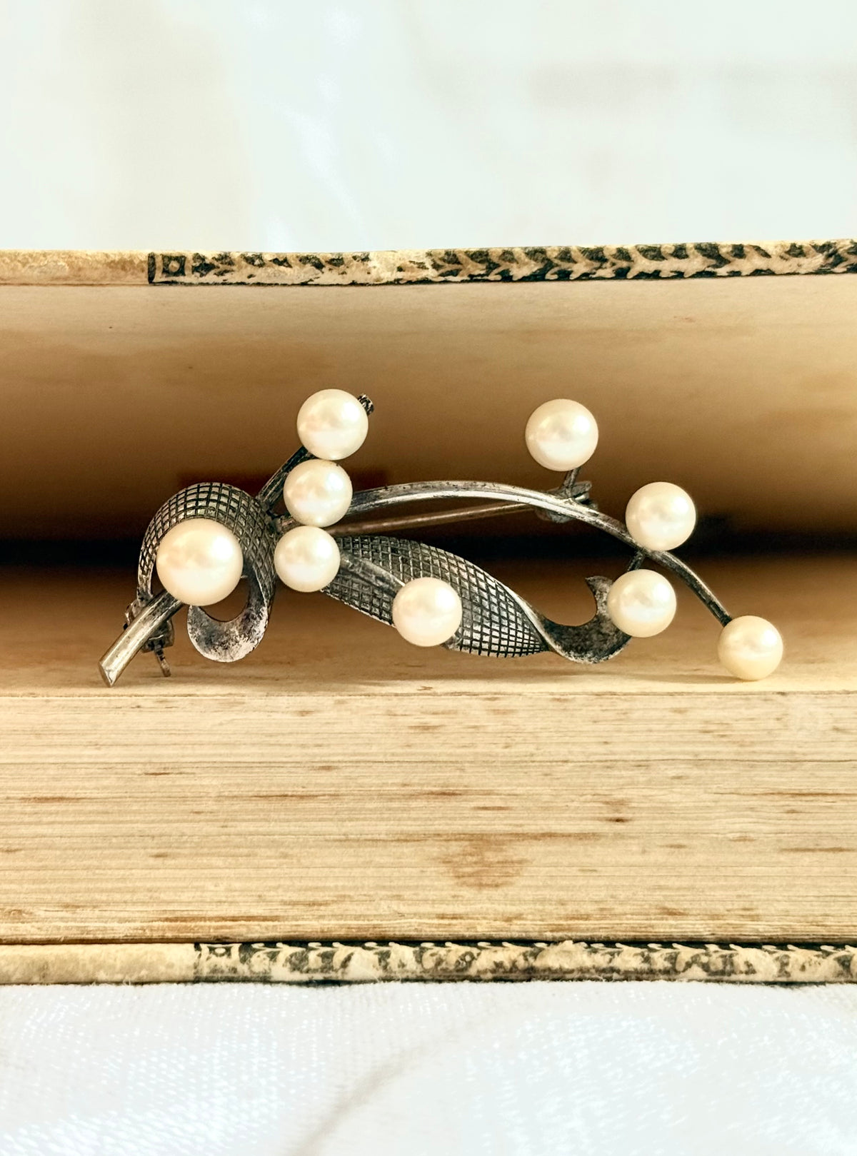 .1940s .925 Akoya Pearl snowbell flower leaf spray mid century heirloom silver pearl brooch
