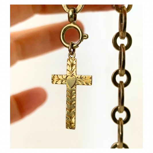.375 9ct gold Victorian style Love and Faith cross religious symbol cross pendant