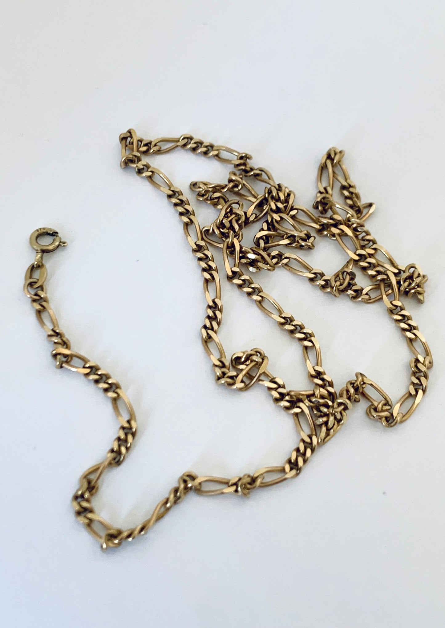 .1970s .375 .60cm long .9ct gold buttery gold retro Figaro gold chain classic well sized Figaro chain link necklace