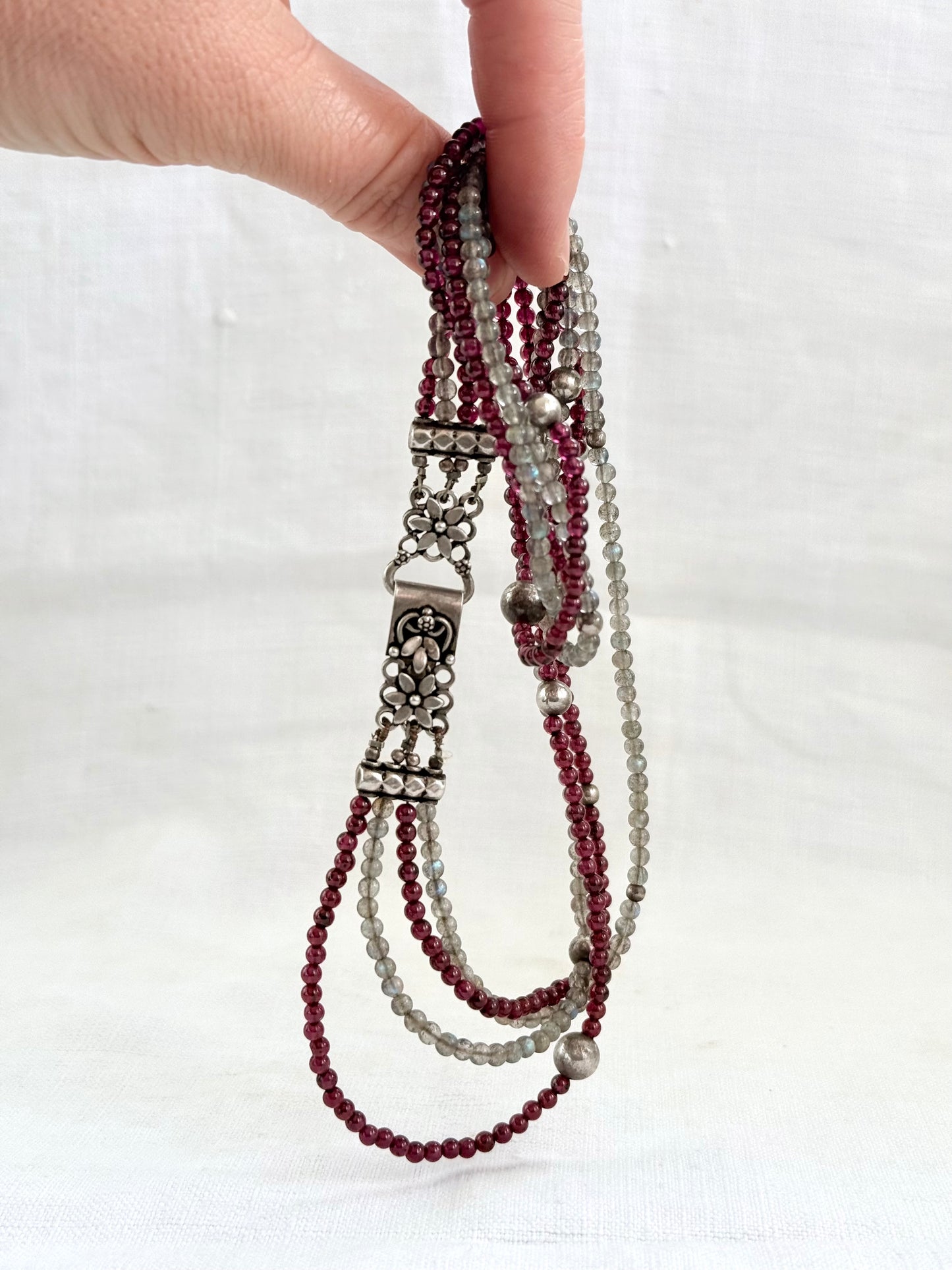 .4 strand gemstone .925 Indian style Garnet Labradorite gemstone necklace