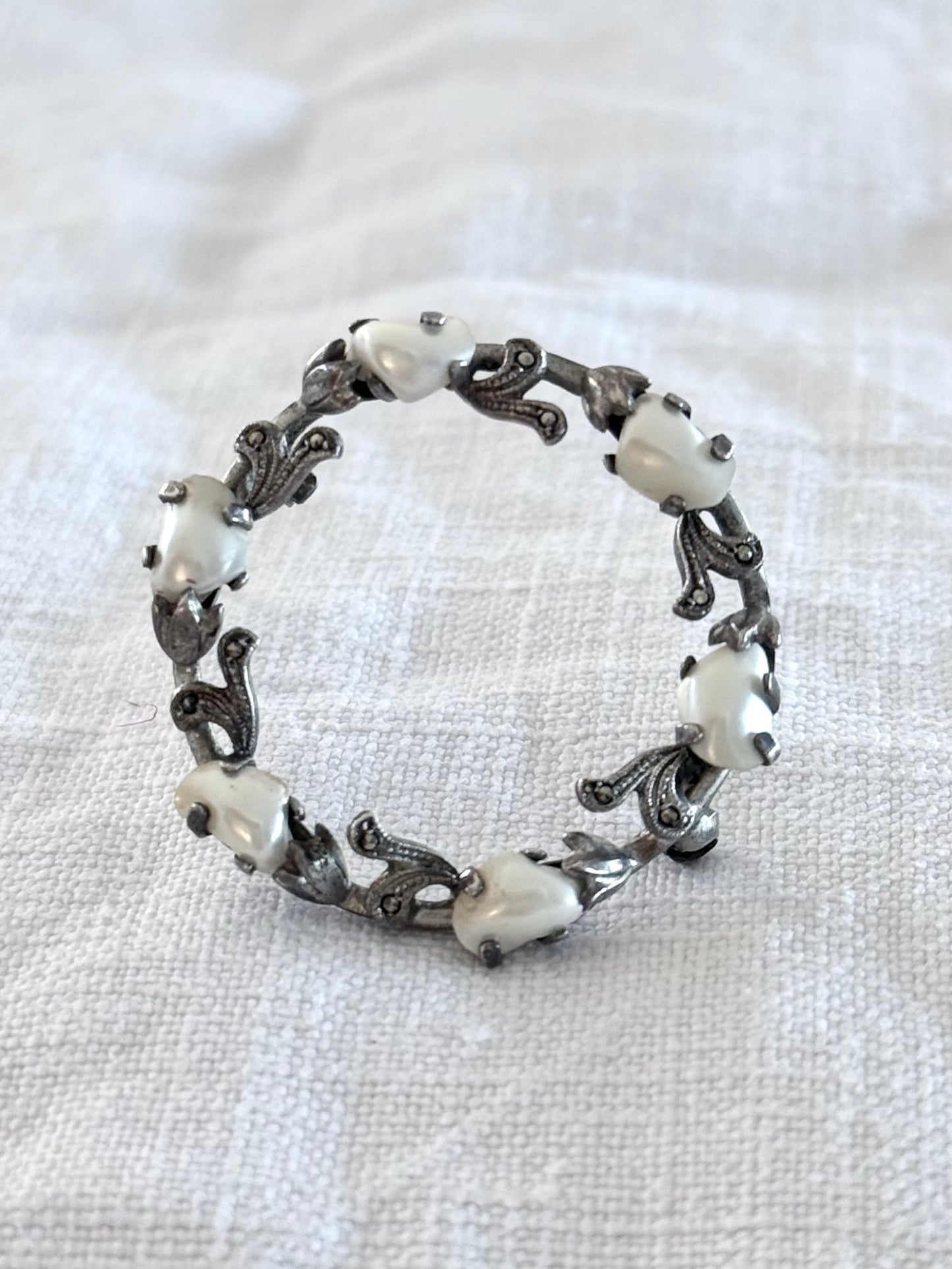 .1930s .1940s Arts & Crafts baroque pearl freshwater pearl sterling silver pearl marcasite wreath brooch