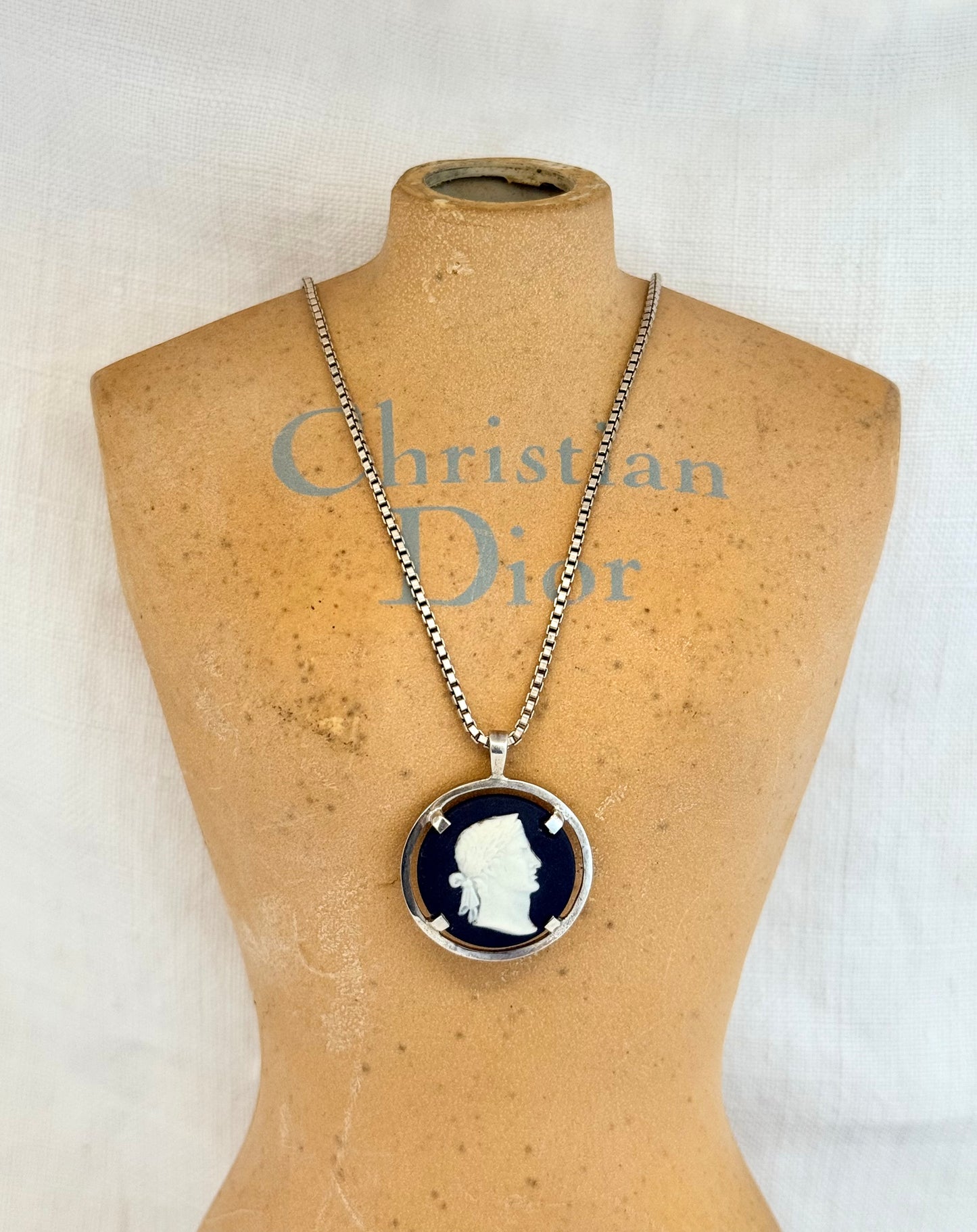 .1970s .925 Roman Emperor Josiah Wedgwood charcoal black ceramic Jasperware silver cameo pendant
