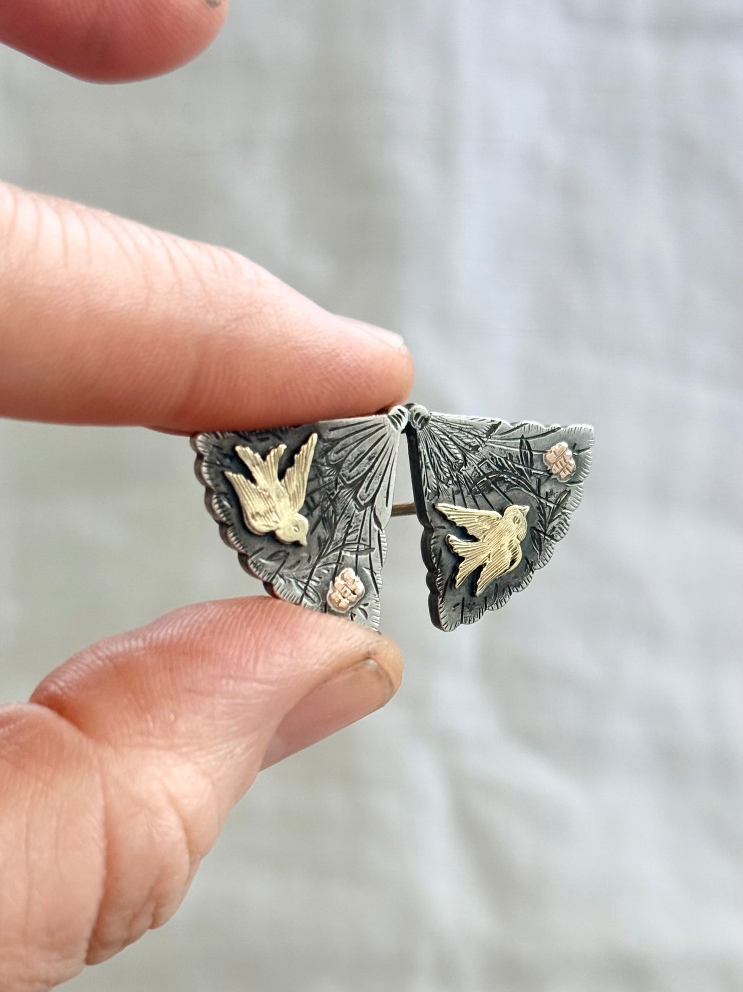 .1880s .1890s Aesthetic Antique Victorian keepsake silver gold fan form Japonisme sweetheart brooch