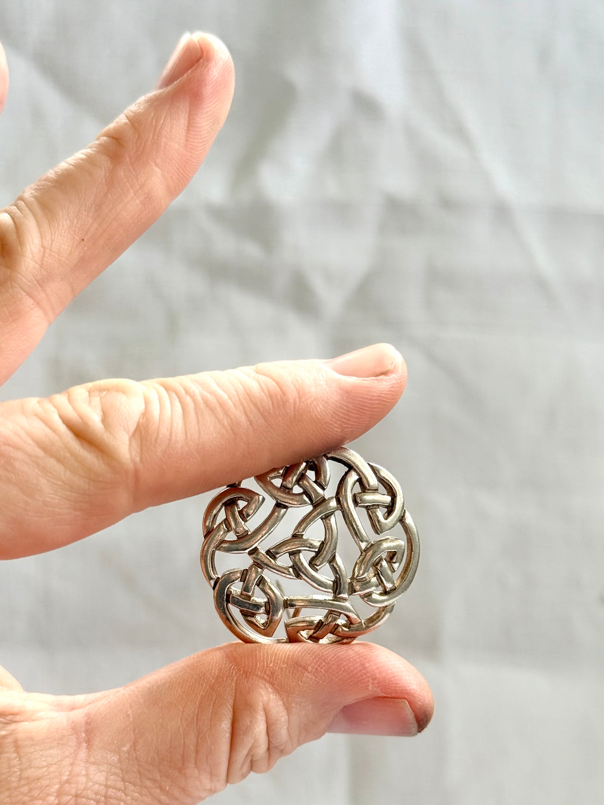 .1960s .1970s .925 Celtic knot circular sterling silver brooch
