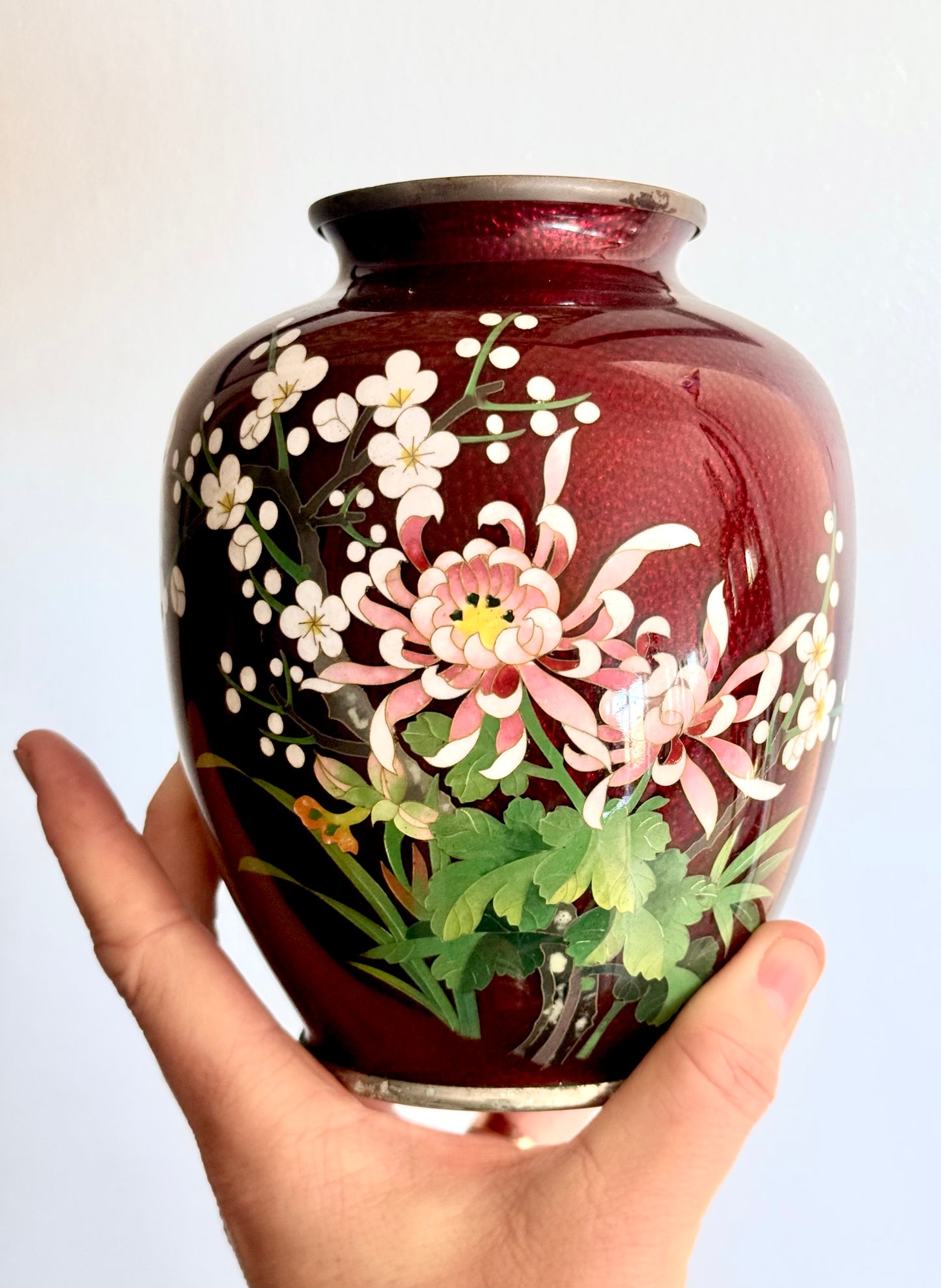 .1900s .1960s authentic Oriental fine Japanese collectors Cloisonne Ginbari floral Pigeon Blood red Akusake Enamel Ginger vase large flower vase
