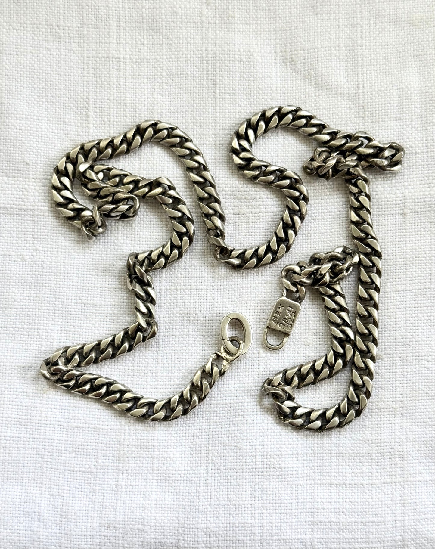 .1950s .1960s .925 chunky Mexican Modernist chunky solid sterling silver fancy form curb chain necklace with oval extender clasp fitting