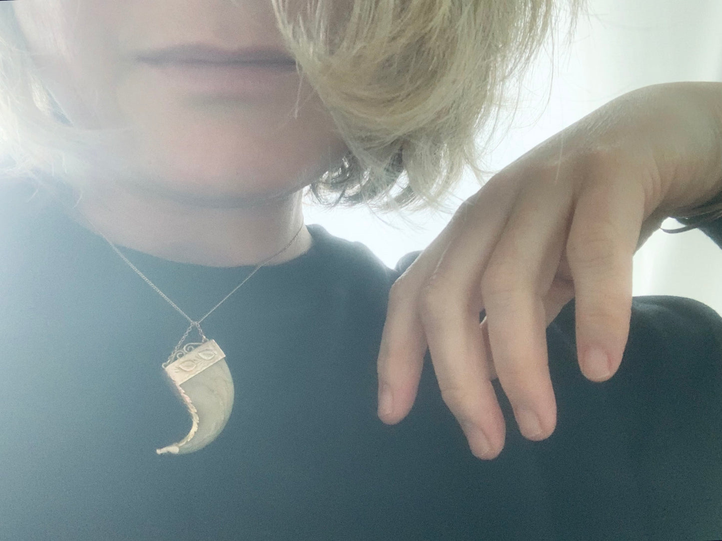 1800s 9ct gold green red and yellow gold detailed exceptionally beautiful Victorian era Antique fine gold tiger lion claw pendant