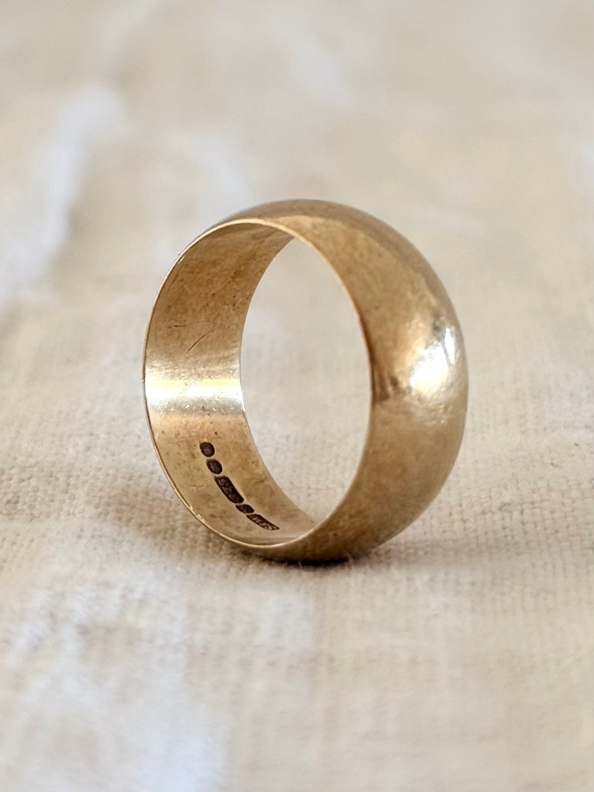 .1967 .375 8.8mm wide .9ct classic half round warm wide solid gold commitment engagement wedding ring band