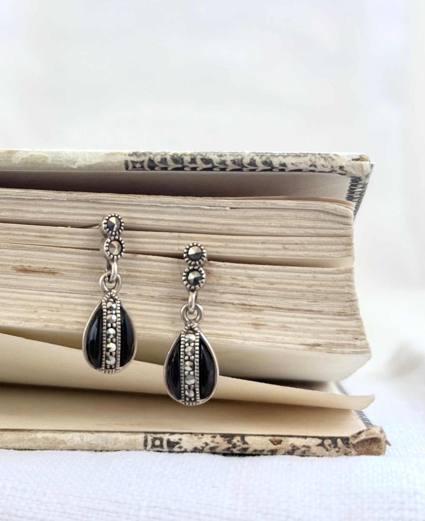 .1920s .925 Art Deco revival Onyx and Marcasite bedazzled teardrop drop dangle earrings