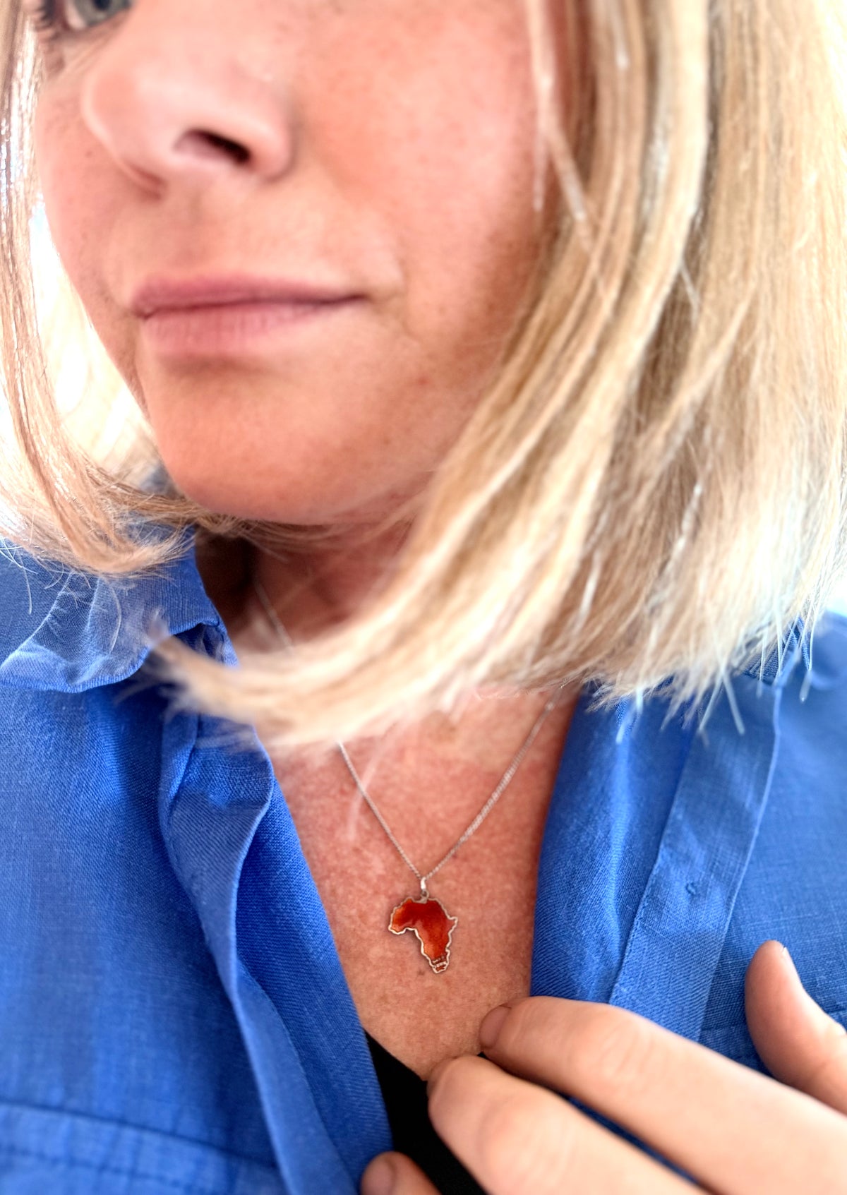 .1930s .1940s .925 Africa map Cape Town red Enamel Thomas L Mott sterling silver African pendant on chain