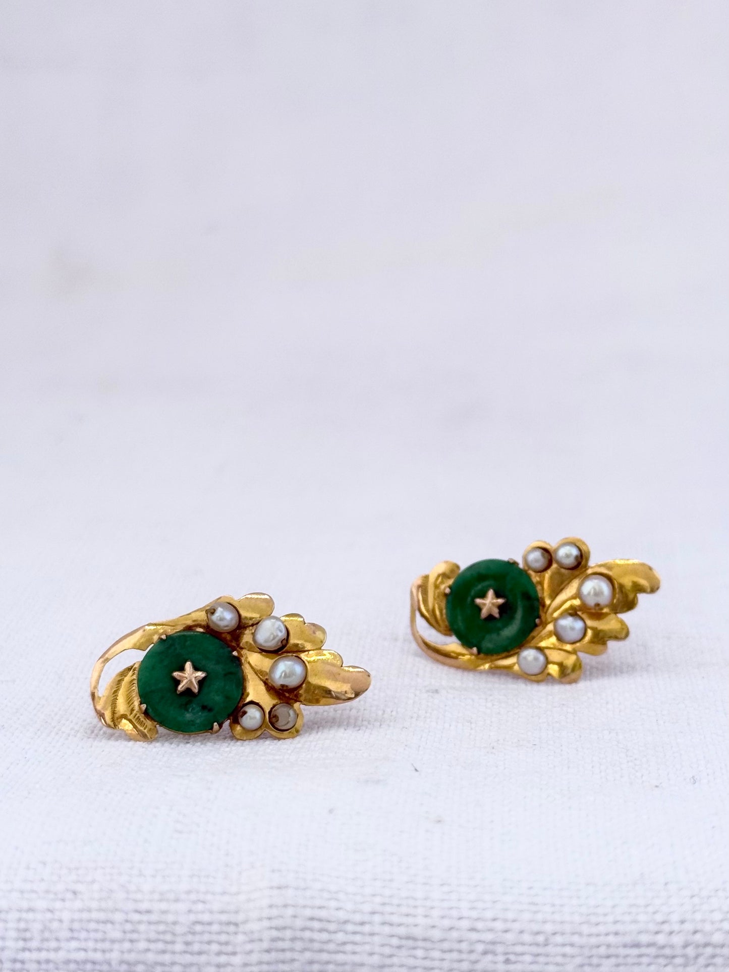.14ct .1920s Apple Green Art Deco era Chinese Jade and pearl high yellow carat gold leaf earring with Apple green Jadeite star set seed pearl Chinese 1920s era antique high carat gold post stud earrings