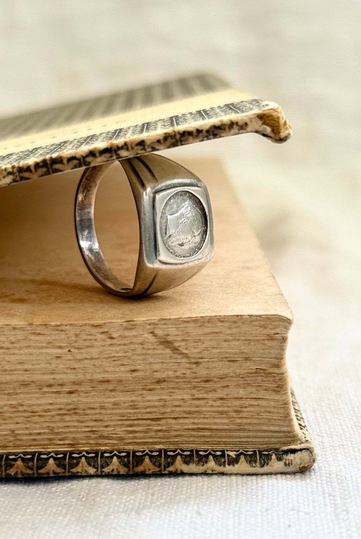 .1970s .925 silver classic revival Mexican Emperor Maximilian silver signet seal ring