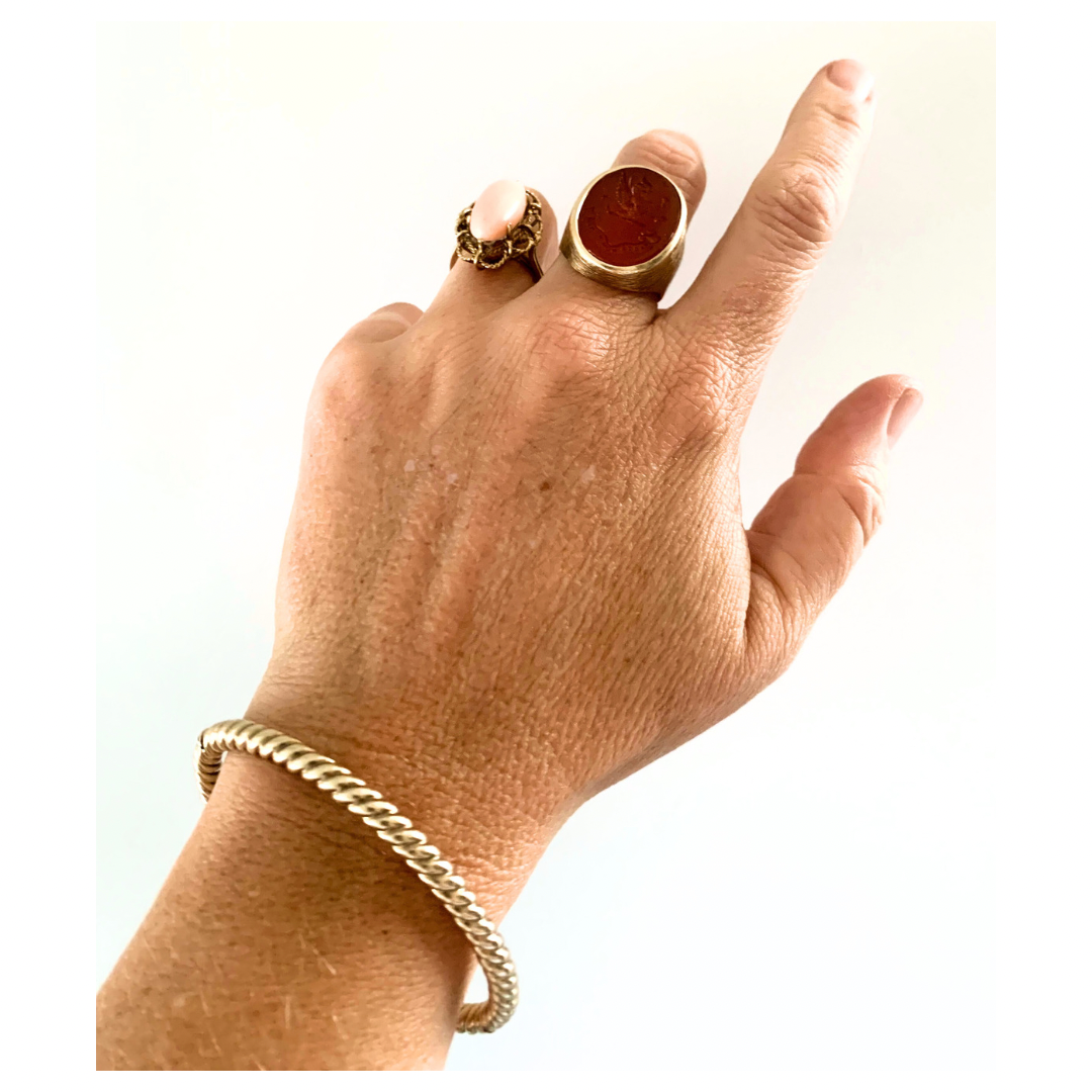 Solid 9ct gold Vintage Barley Weave clip clasp Bangle