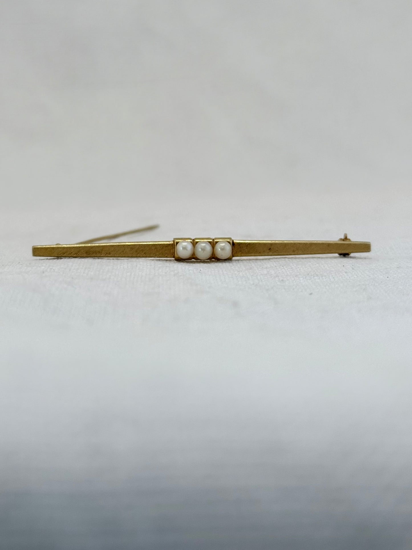 .1920s 3 pearl 375 Art Deco gold bar brooch by K&L Kordes & Lichtenfels German design team