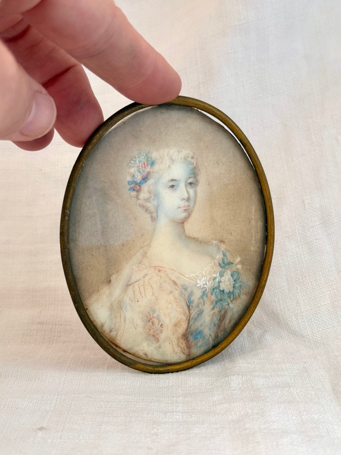 .1880s .1900s antique hand painted miniature dame Victorian era early Edwardian era portrait painting