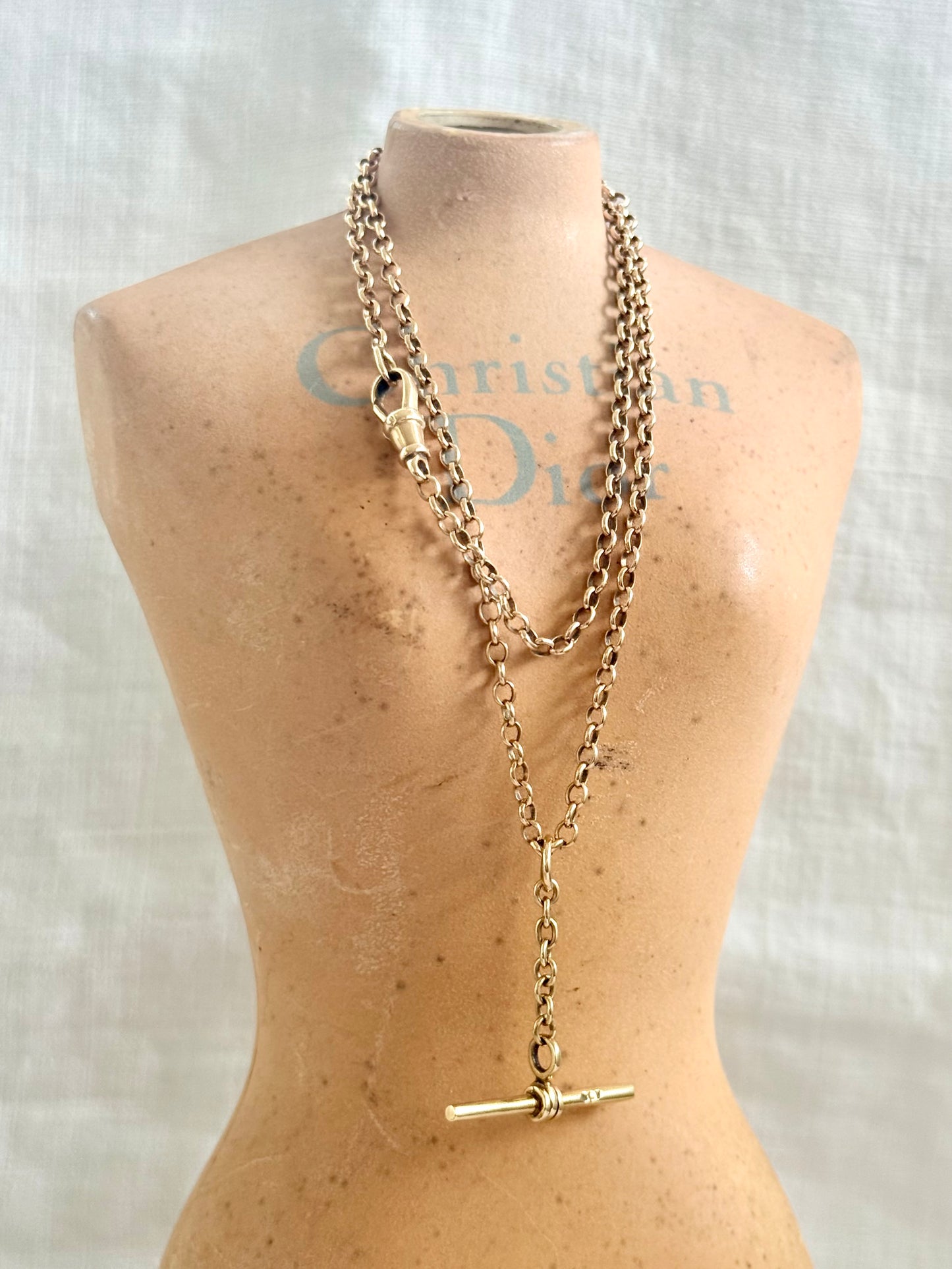 .375 .9ct gold perfect 48cm long yellow gold Rolo Chain T-bar toggle fob chain fob dog clasp chain necklace. This is the perfect yellow gold fob chain