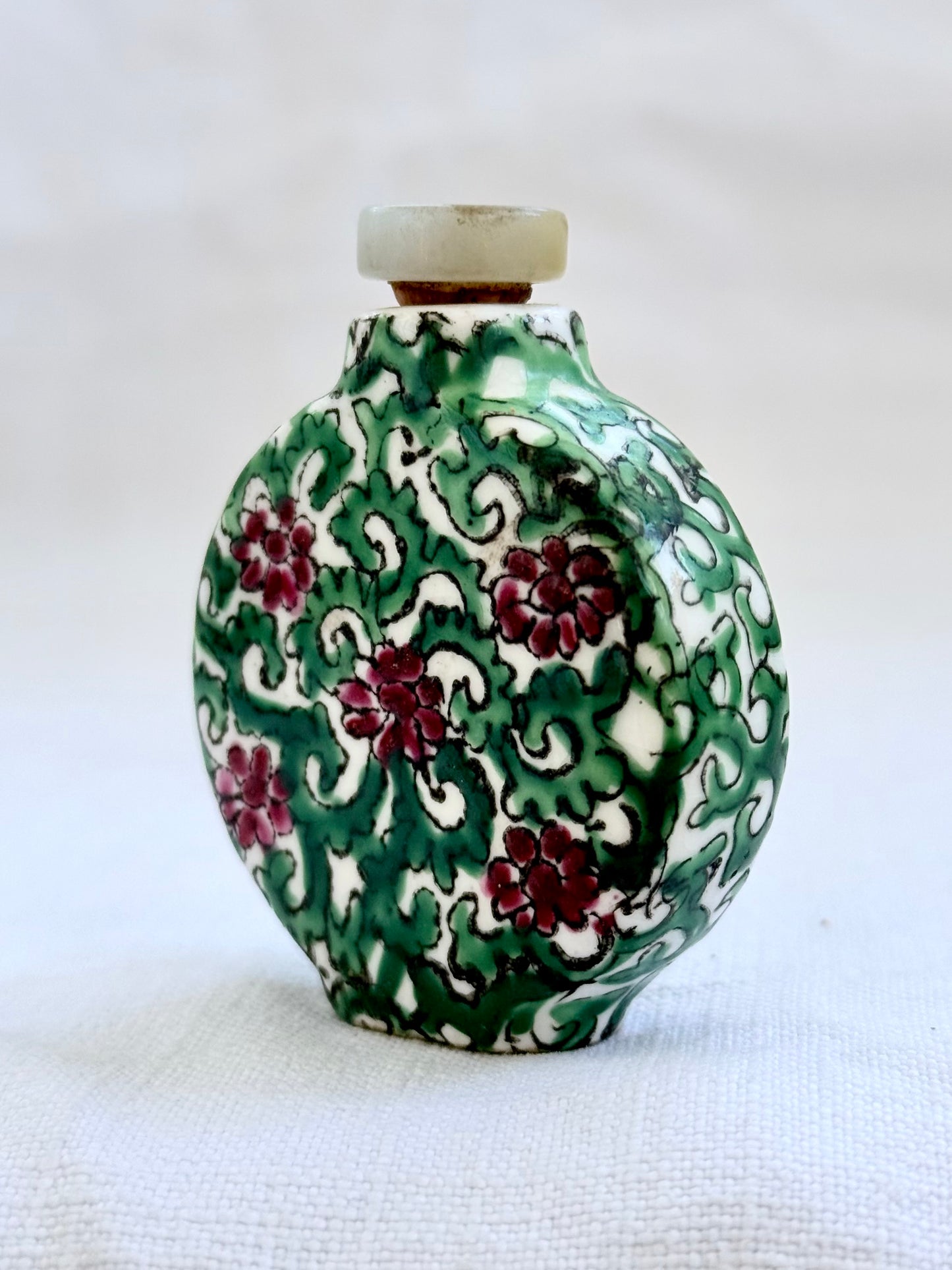 .1800s .1900s antique Chinese ceramic porcelain hand painted snuff bottle with Jade stone stopper