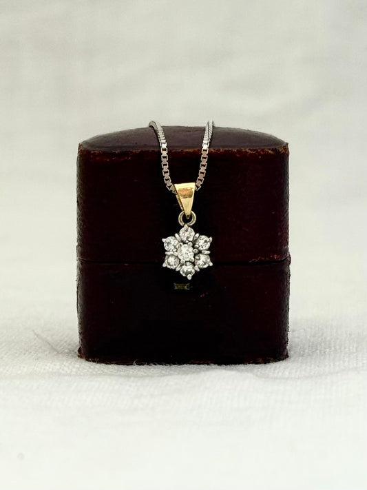 .1970s .375 gold 7 diamond star flower luxury gold pendant on modernist white gold box chain necklace