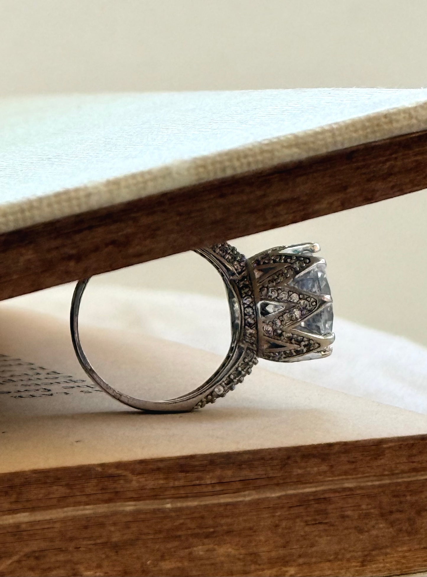 .1950s revival .925 architectural large flower silver beautiful modernist diamanté clear stone high rise pave set geometric large cocktail dress ring