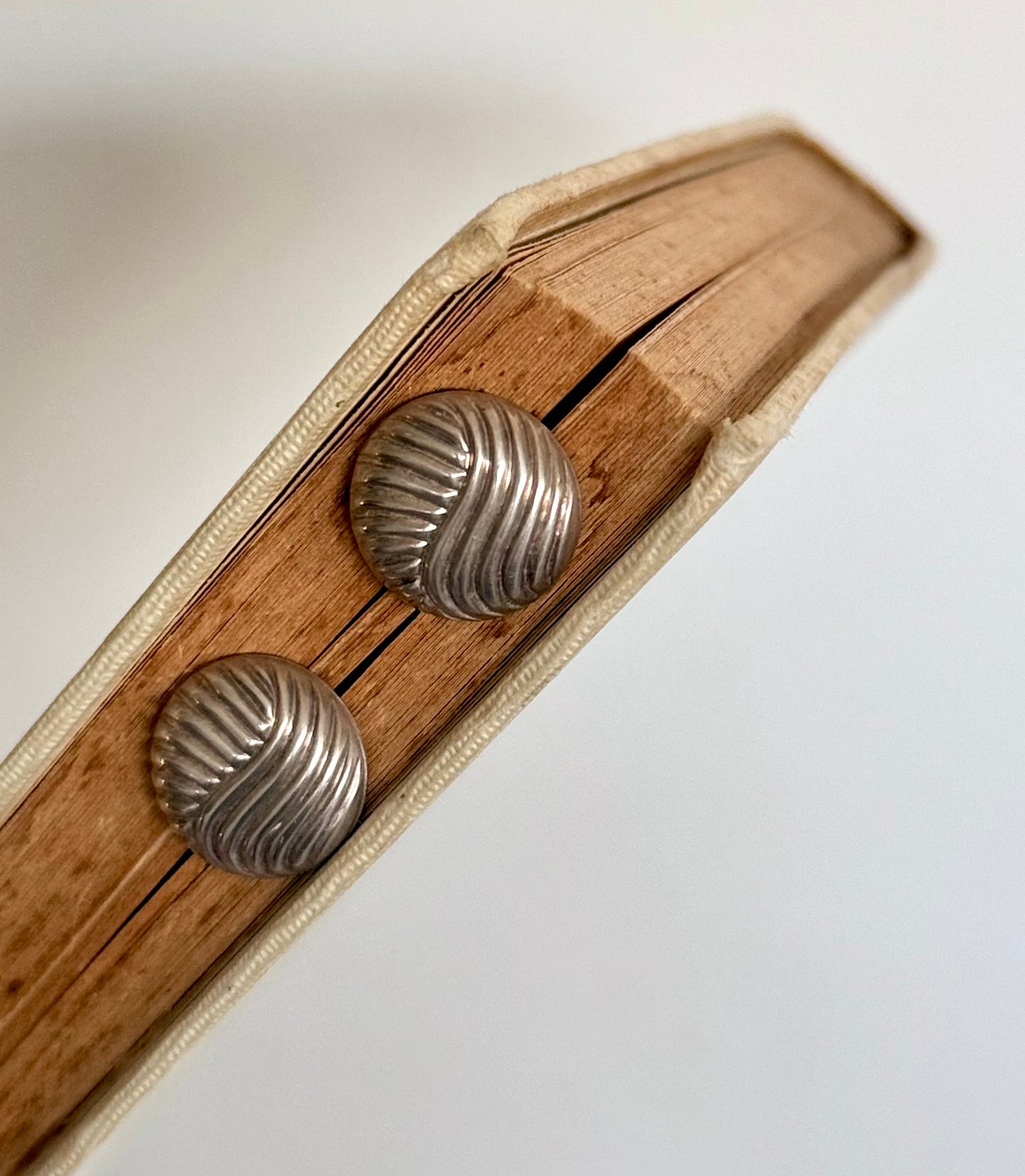 .18mm .1970s .1980s geometric textured .925 silver oversized circle retro sterling silver swirled pattern half round hollow post stud comfort fit statement earrings