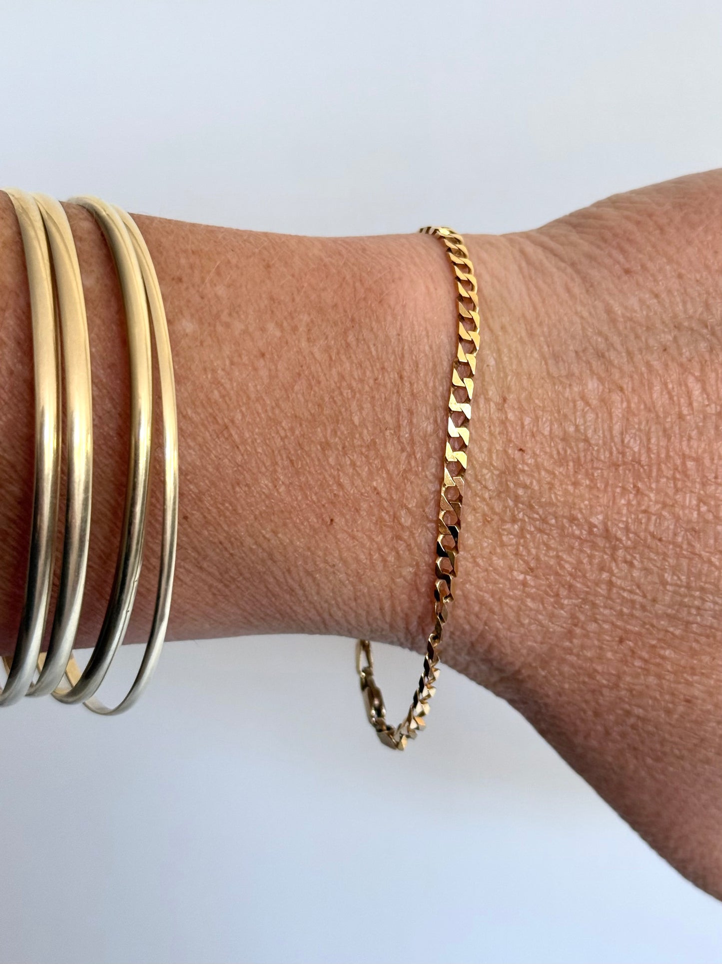 .1960s .375 Italy 9ct gold mid century modern square link cuban link modernist yellow gold Unoaerre Italian goldsmith designer chain bracelet