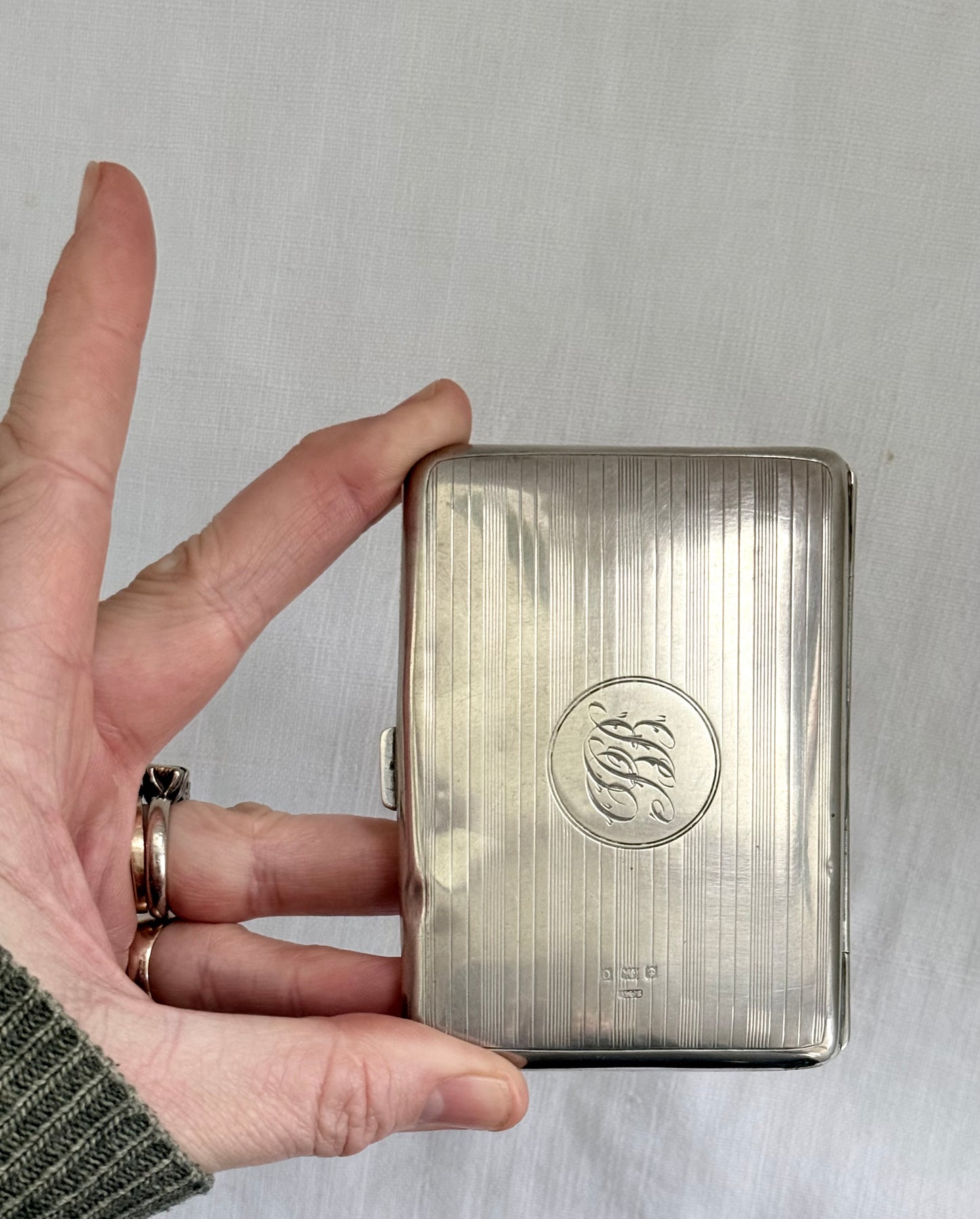 .1938 .925 Art Deco Birmingham hallmarked solid sterling silver pin stripe engine turned engraved heritage card case cigarette case