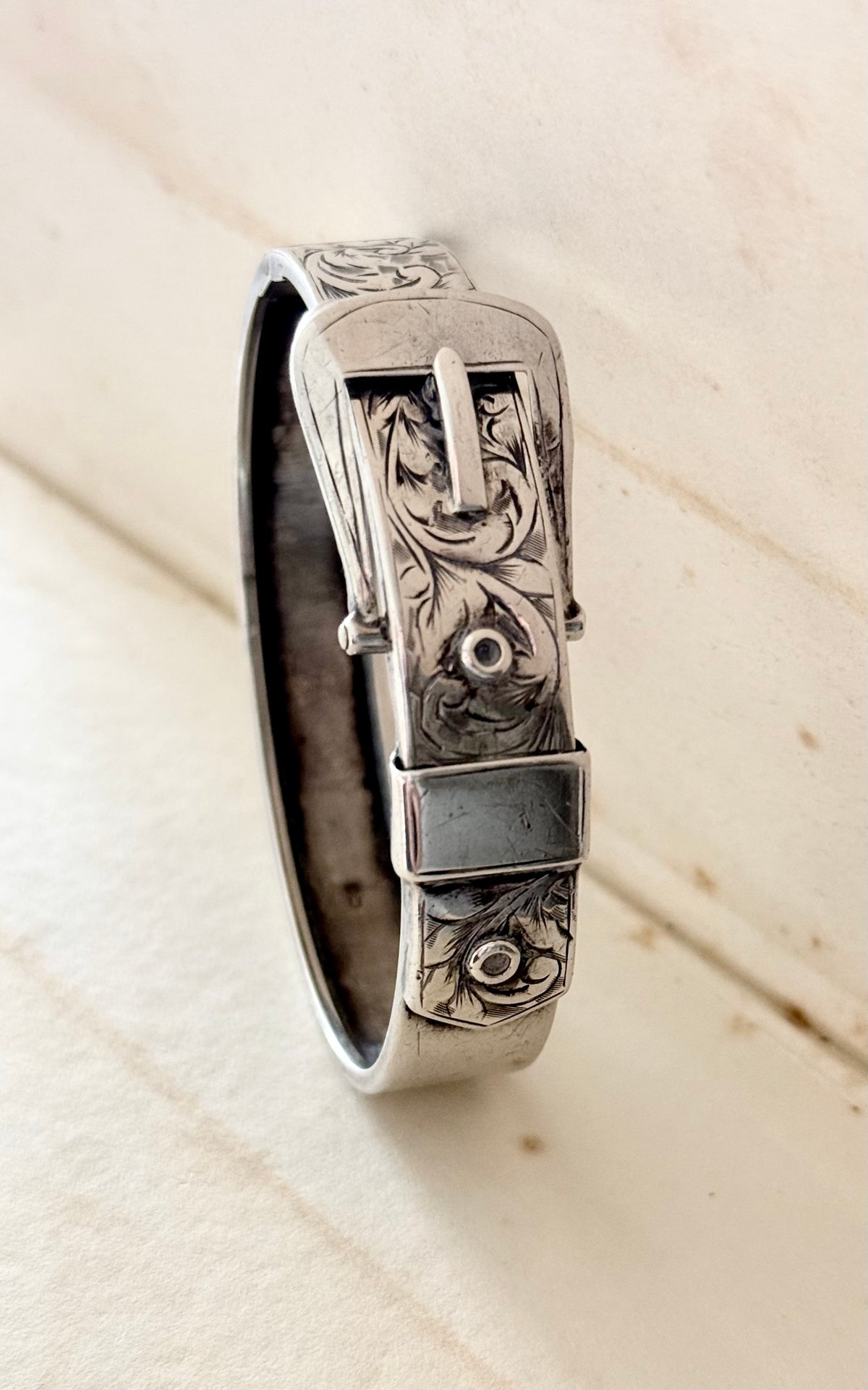 .1957 .925 Chester hallmarked silver Buckle symbolism rare Victorian revival silver clasp cuff sterling silver bangle
